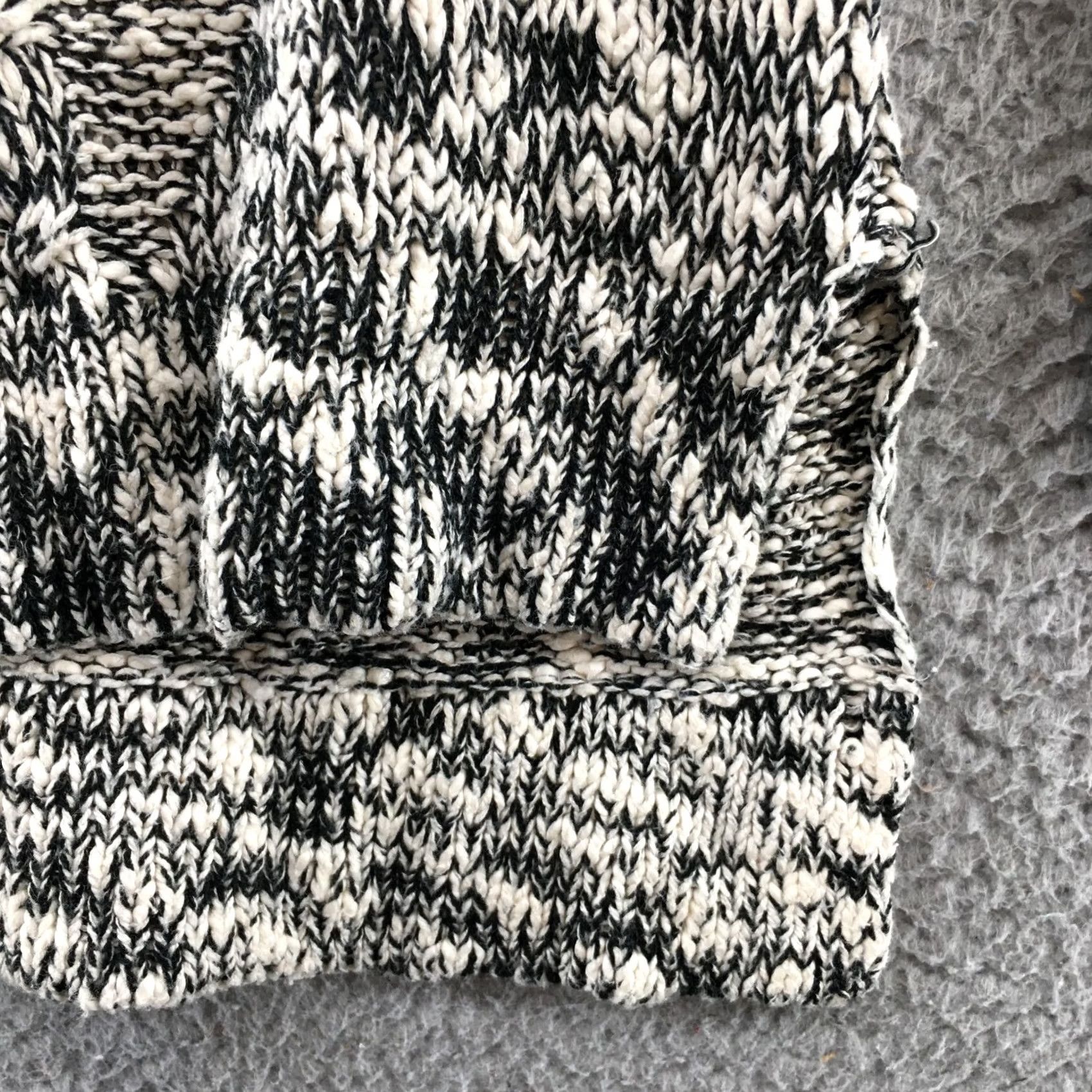 Vintage Havana Vintage Havana Sweater Womens S Black White Cold Shoulder Long Sleeve Knitted Size S / US 4 / IT 40 - 7 Thumbnail