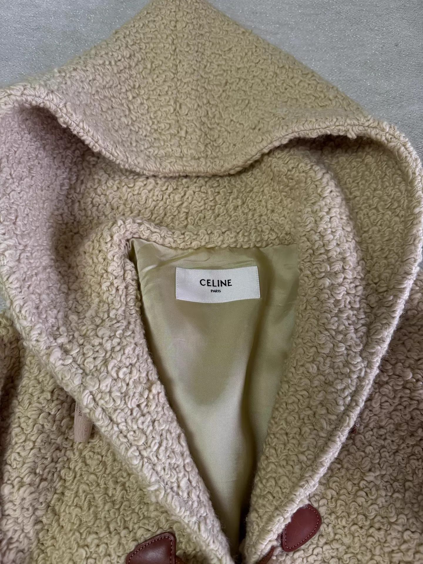 Celine Celine Horn Button Wool Blazer Authentic Size 36 99New Size XS / US 0-2 / IT 36-38 - 2 Thumbnail