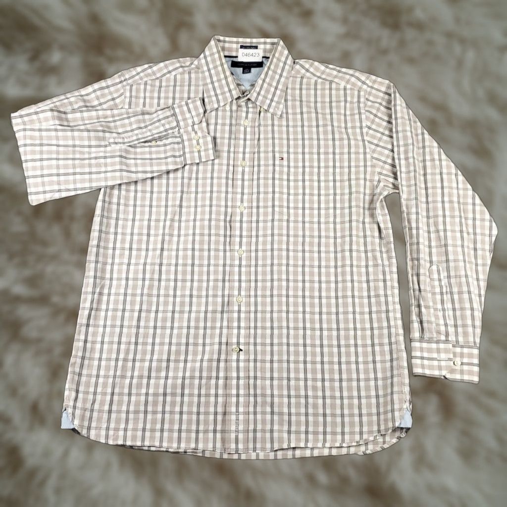 Tommy Hilfiger Tommy Hilfiger Shirt Mens Large Beige Plaid Button-Up Long Sleeve Casual Everyday Business Dress Modern Preppy Mens L Beige Size US L / EU 52-54 / 3 - 1 Thumbnail