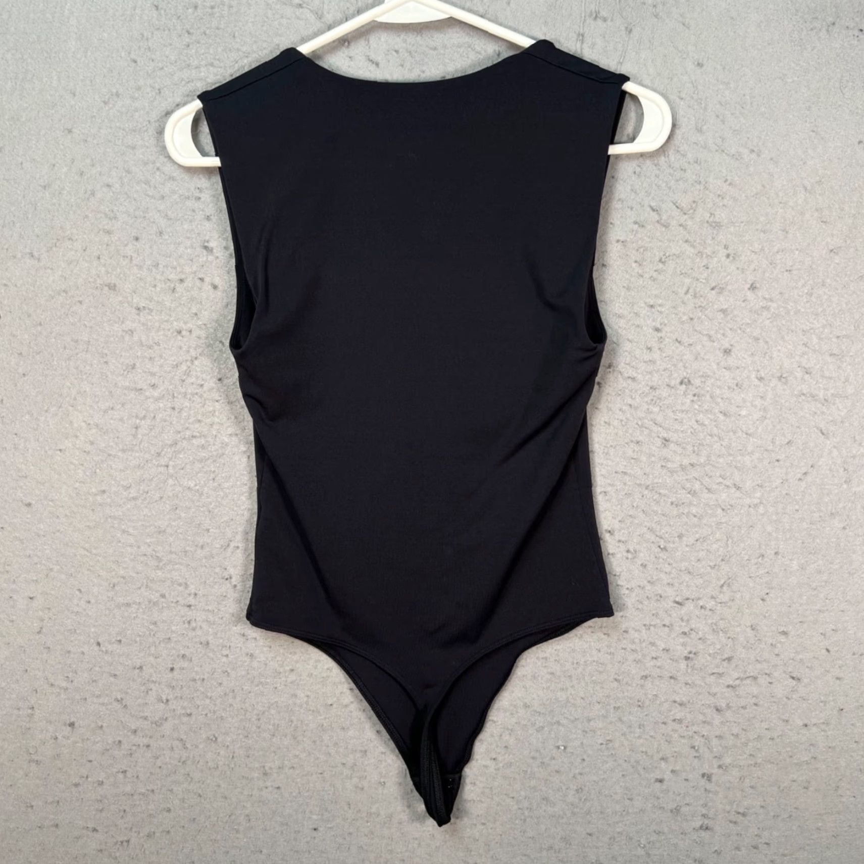 Aritzia Aritzia Contour Womens Size Medium Black Sleeveless Bodysuit Size M / US 6-8 / IT 42-44 - 2 Thumbnail