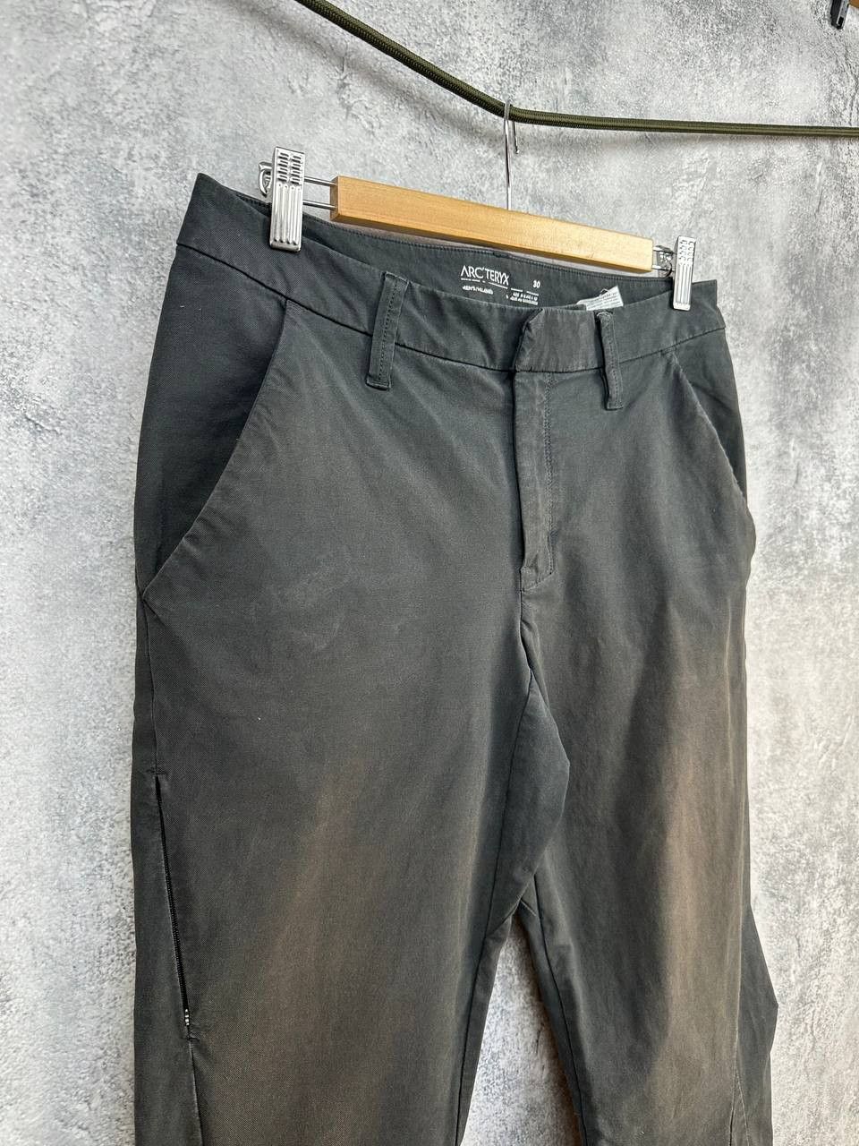 Arc'teryx Arcteryx Atlin Chino Pants Black Faded to Rust Outdoor Size US 30 / EU 46 - 3 Thumbnail