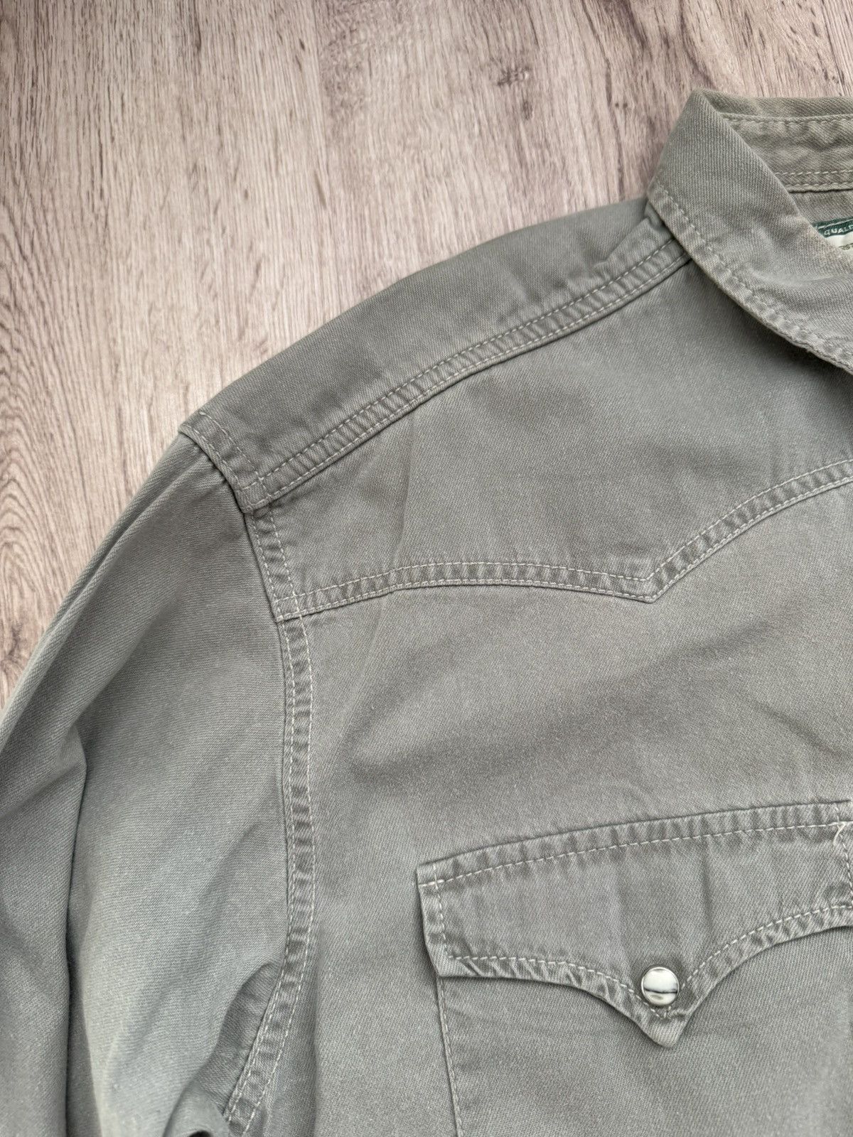 Levi's Vintage 90s Levi’s Western Shirt Green Khaki Red Tab Size M Size US M / EU 48-50 / 2 - 9 Thumbnail