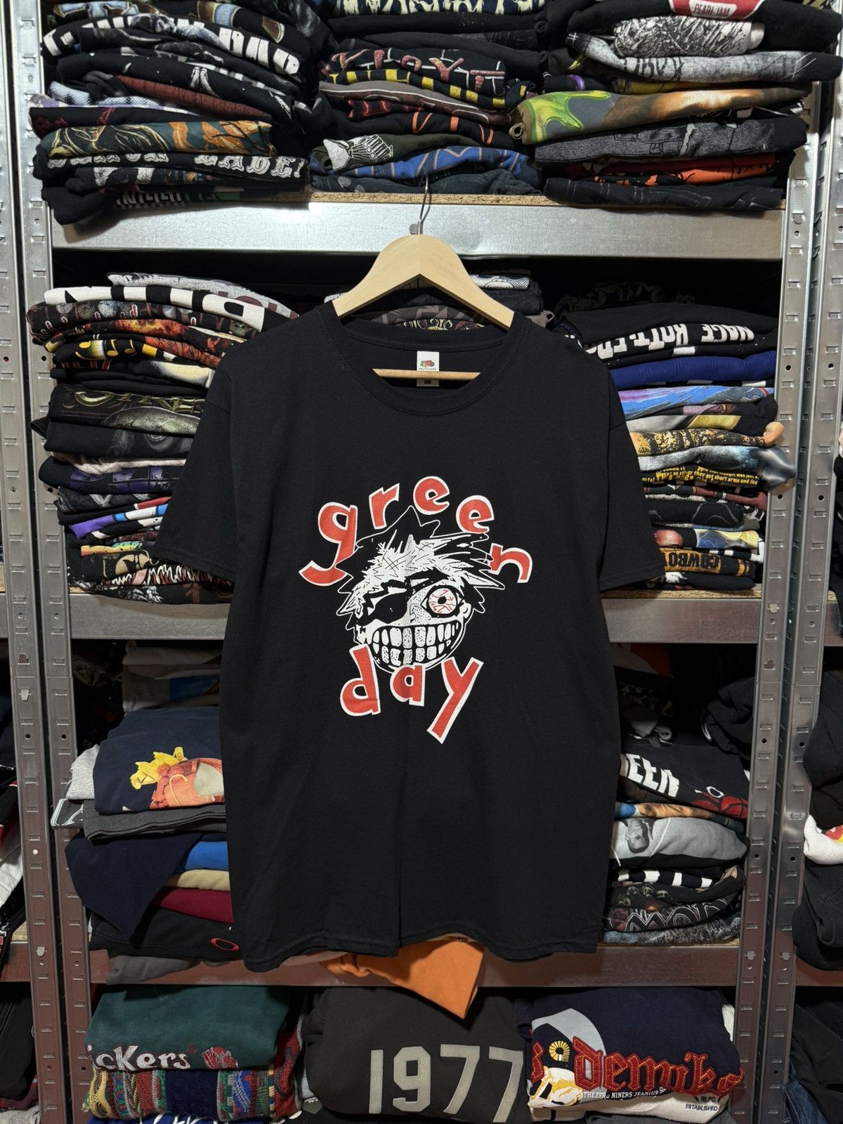 Band Tees Rare Green Day Saviors Tour 2024 Rock Band T-shirt Y2K Hype Size US L / EU 52-54 / 3 - 1 Thumbnail