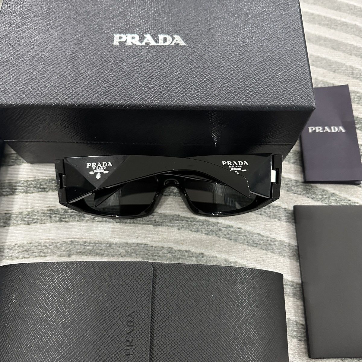Prada PRADA 0PR A19S 1AB5S0 SUNGLASSES Size ONE SIZE - 4 Thumbnail