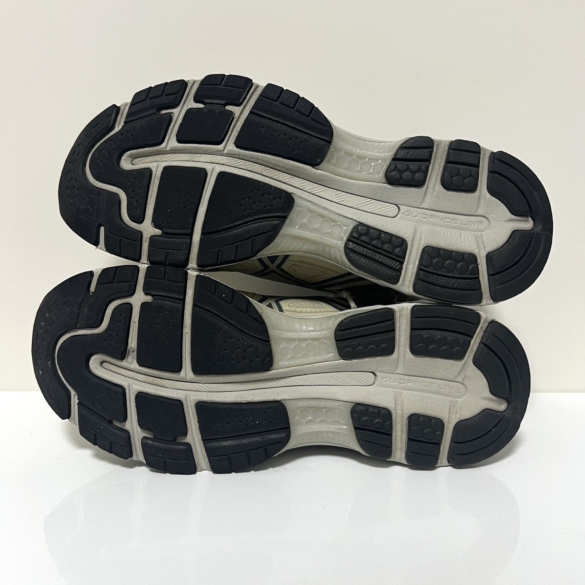 Asics × Kiko Kostadinov Kiko Kostadinov X Asics Gel-Burz 1 Birch Size US 7 / EU 40 - 7 Thumbnail