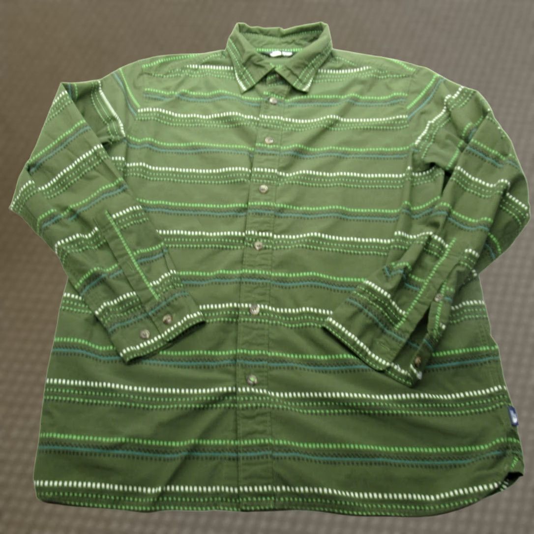 The North Face The North Face Shirt Mens Large Green Striped Long Sleeve Button Up Casual Size US L / EU 52-54 / 3 - 1 Thumbnail
