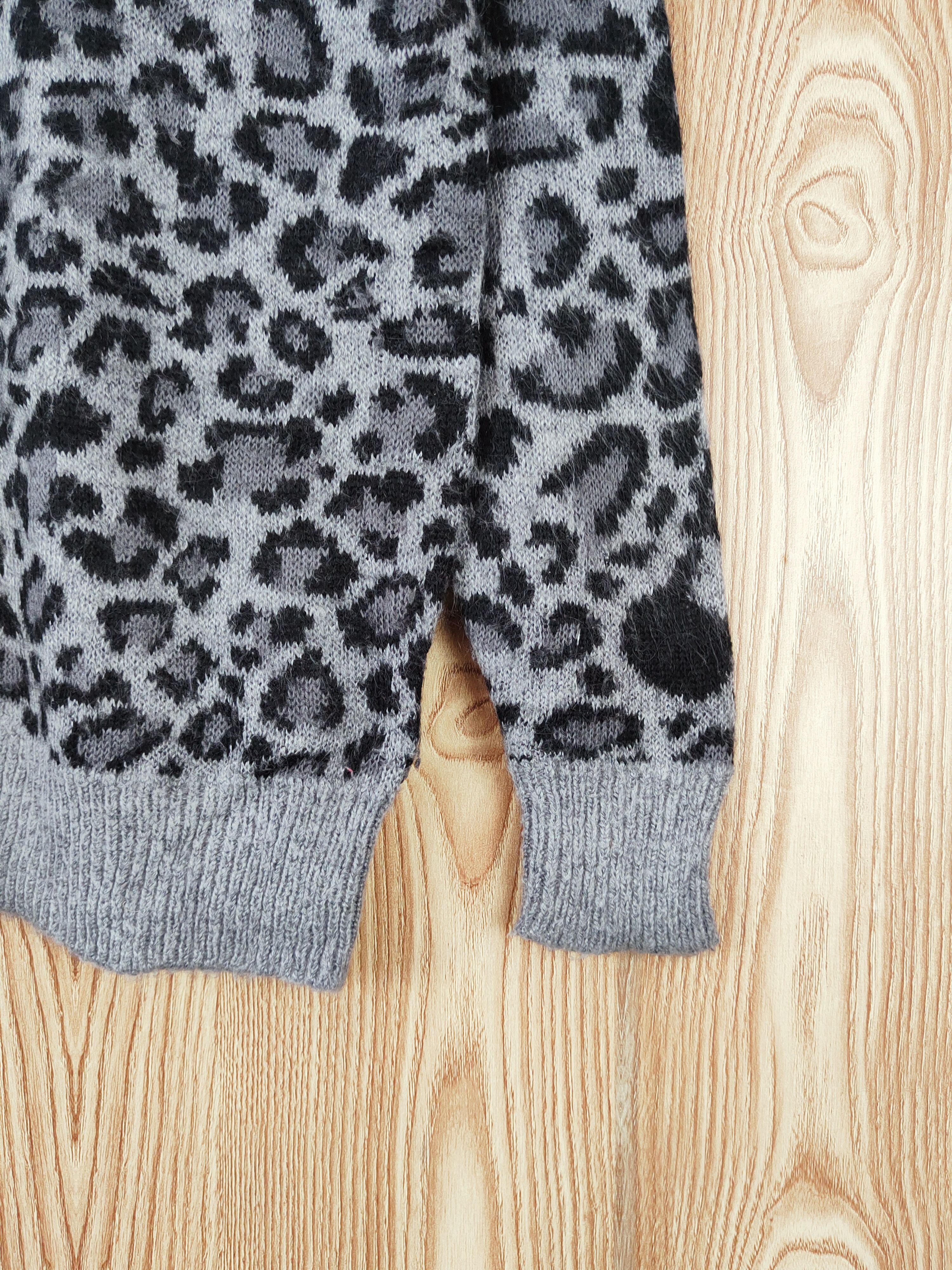 Homespun Knitwear E hypen world gallery Gray Knitwear Cardigan #W877 Size US M / EU 48-50 / 2 - 6 Thumbnail
