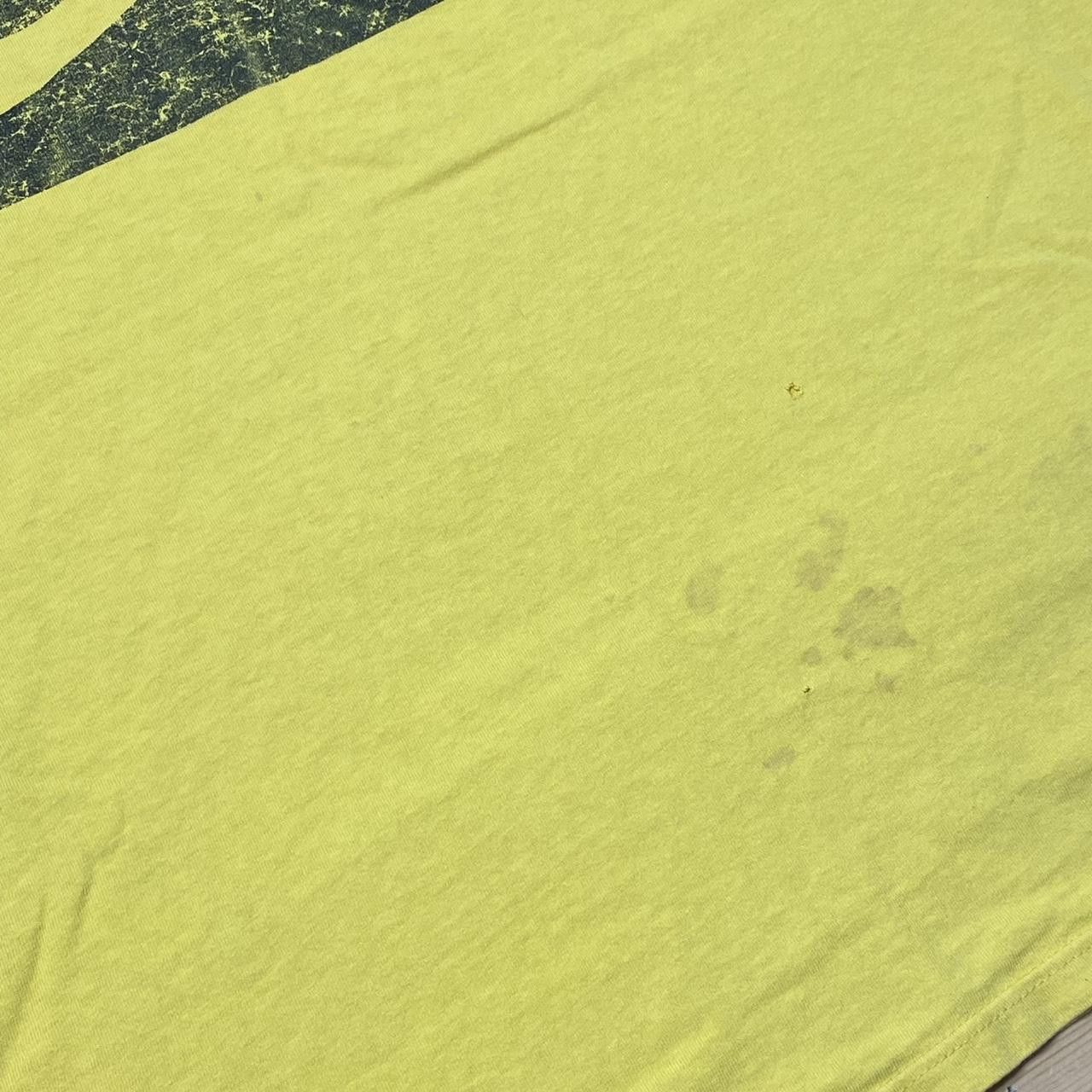 Nike Vintage Nike Yellow Thrashed Boxy Tee Size Large Size US L / EU 52-54 / 3 - 3 Thumbnail