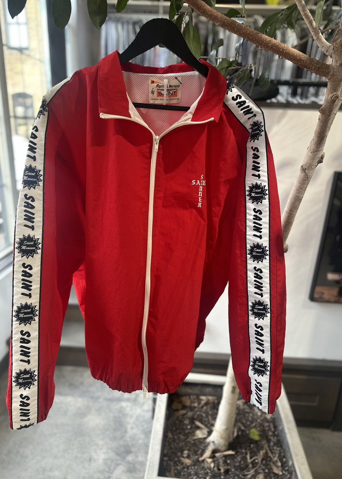 ジャケット・アウター SAINT Mxxxxxx TRACK SIDE TAPE JACKET SAINT MXXXXXX(セントマイケル) 商品ページ - TRACK JKT SIDE