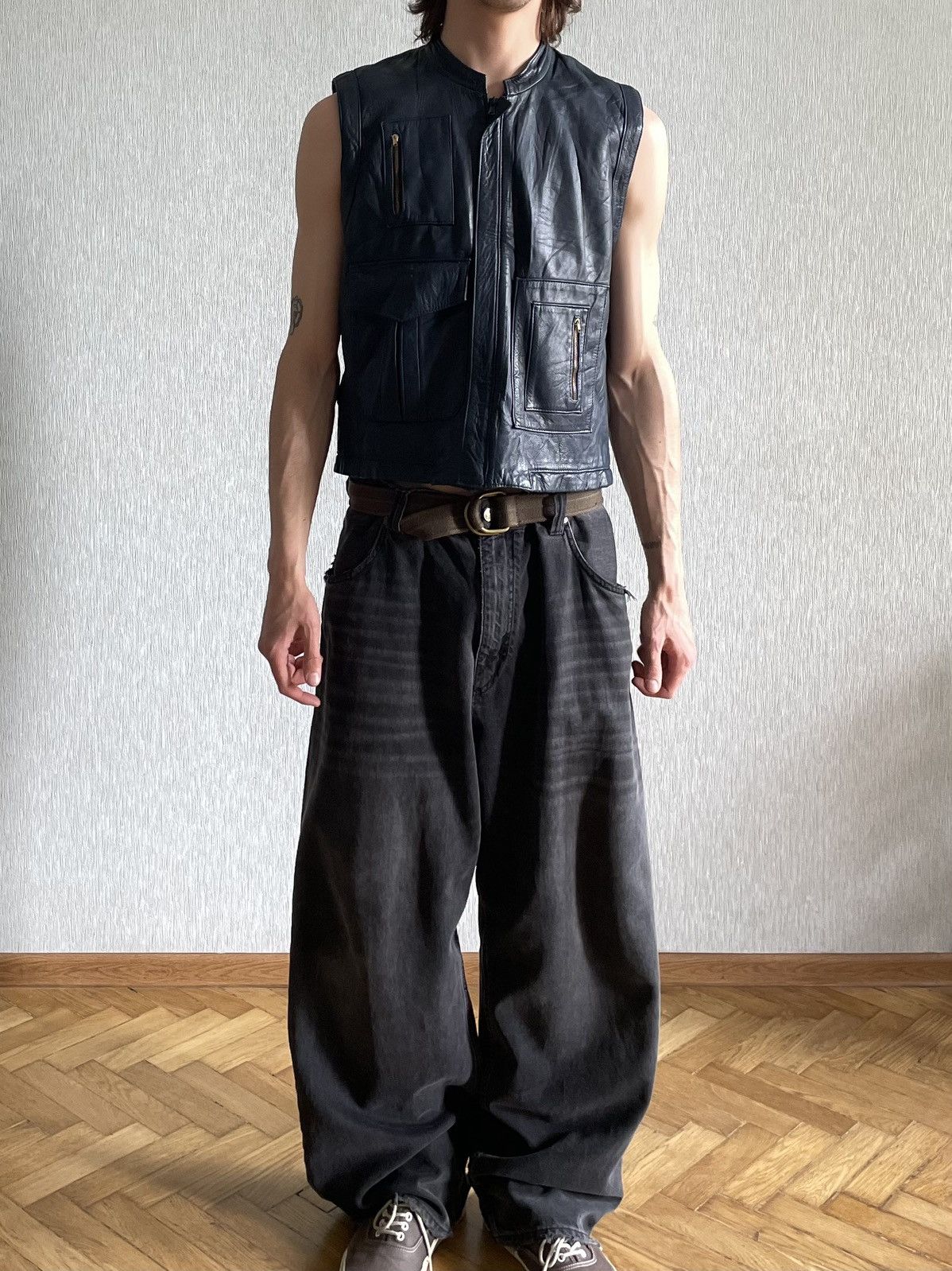 Vintage Leather Vest: 1980s Iron Areitio Zipper & Main Plastic Diana Size US L / EU 52-54 / 3 - 5 Thumbnail