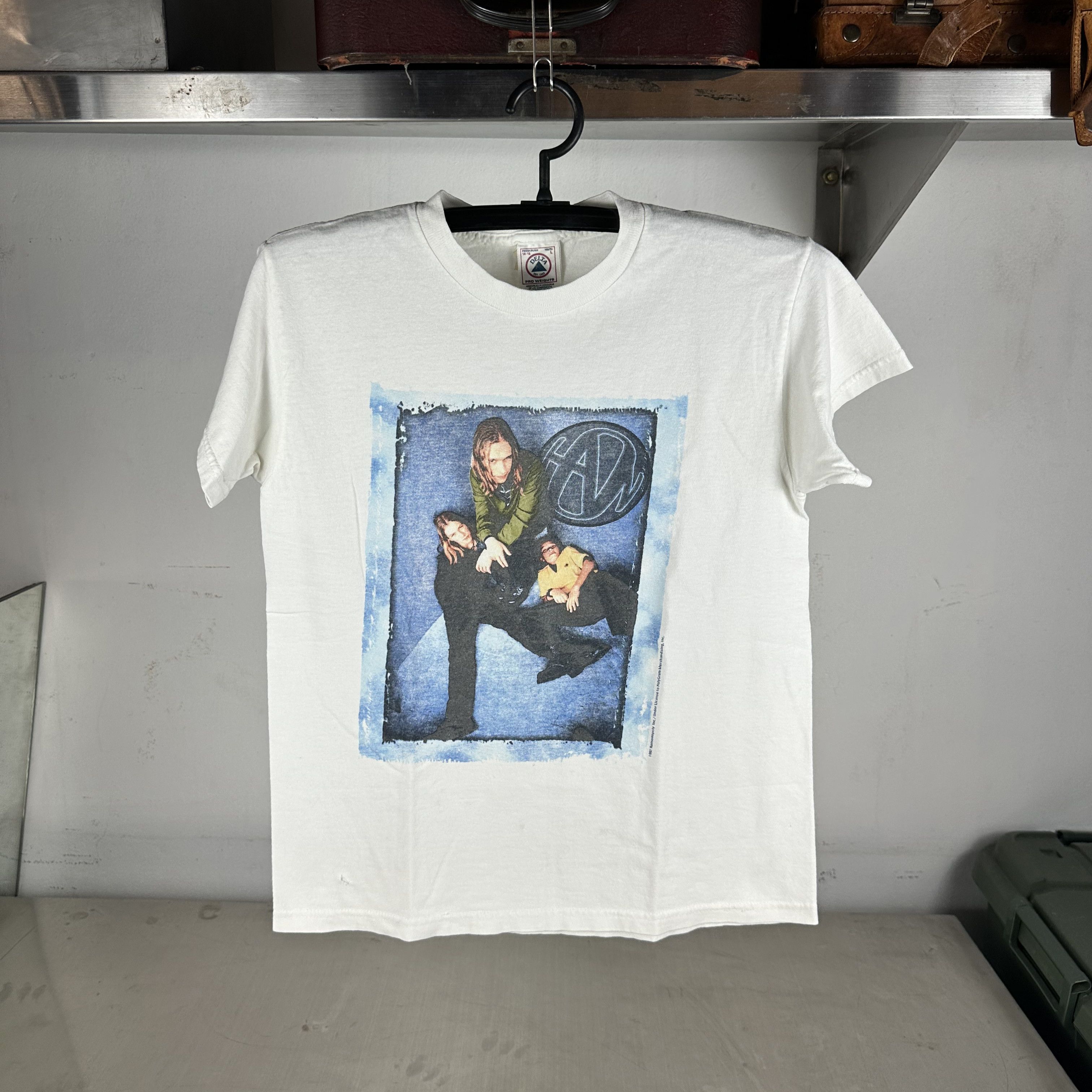 Vintage Vintage 1997 Hanson Pop Rock Band Graphic T-Shirt Size US S / EU 44-46 / 1 - 1 Thumbnail