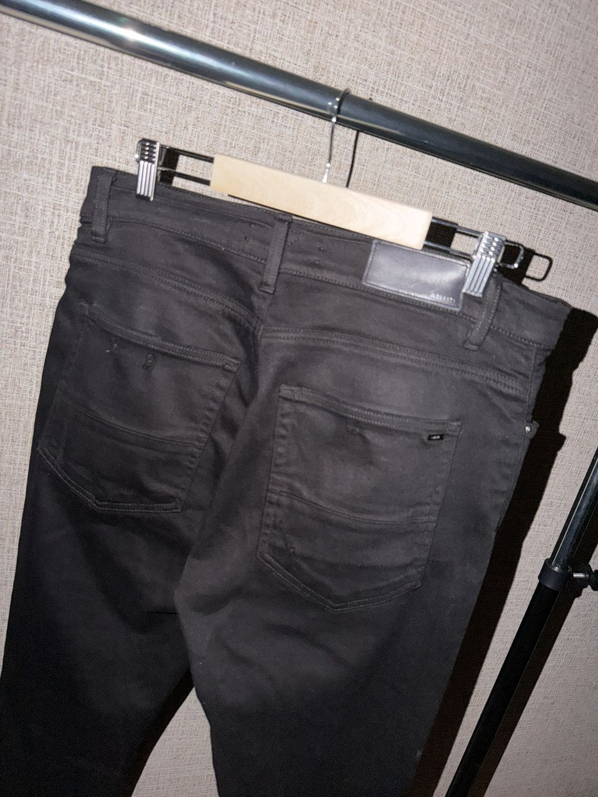 Amiri AMIRI DISTRESSED BLACK JEANS Size US 34 / EU 50 - 8 Thumbnail