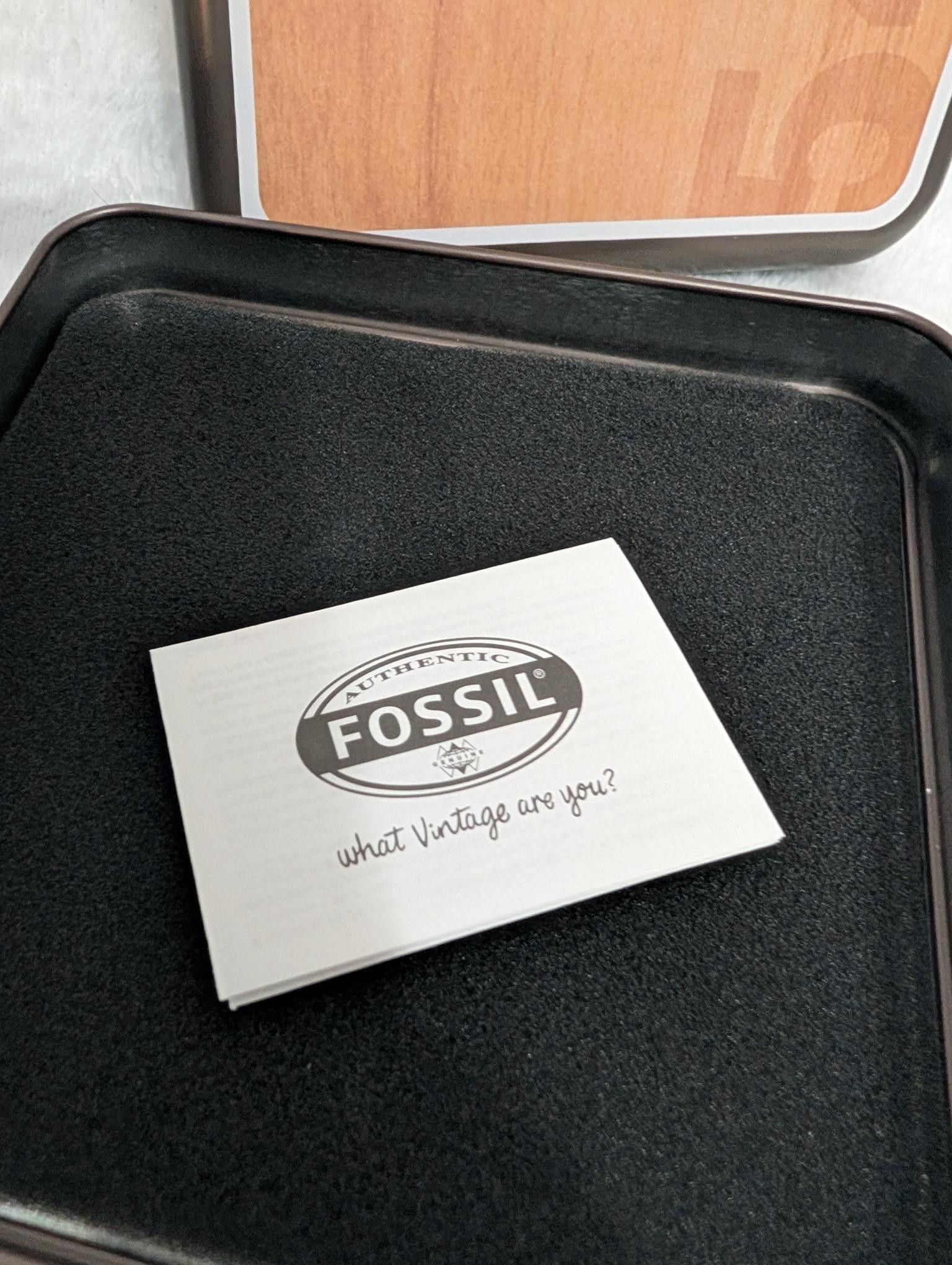 Fossil Fossil Charm in Tin and Box Size ONE SIZE - 4 Thumbnail