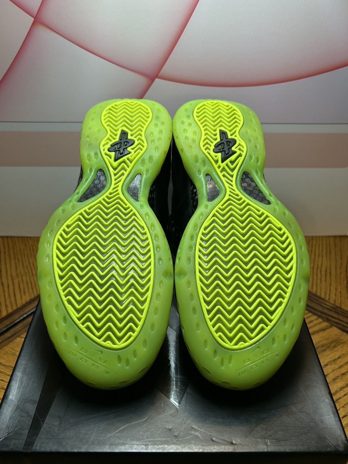 Nike Size 8 - Nike Air Foamposite One Black Volt 2024 NEW Size US 8 / EU 41 - 6 Thumbnail