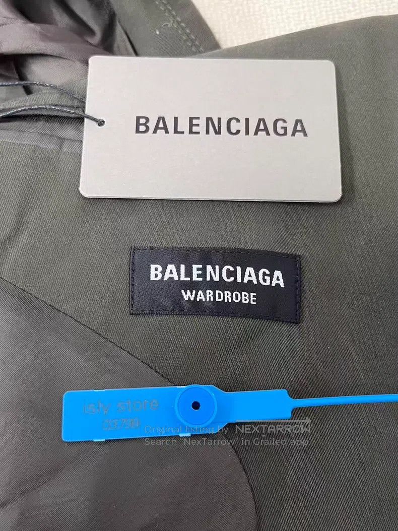 Balenciaga Balenciaga Solid Color Single Breasted Jacket Size US S / EU 44-46 / 1 - 4 Thumbnail