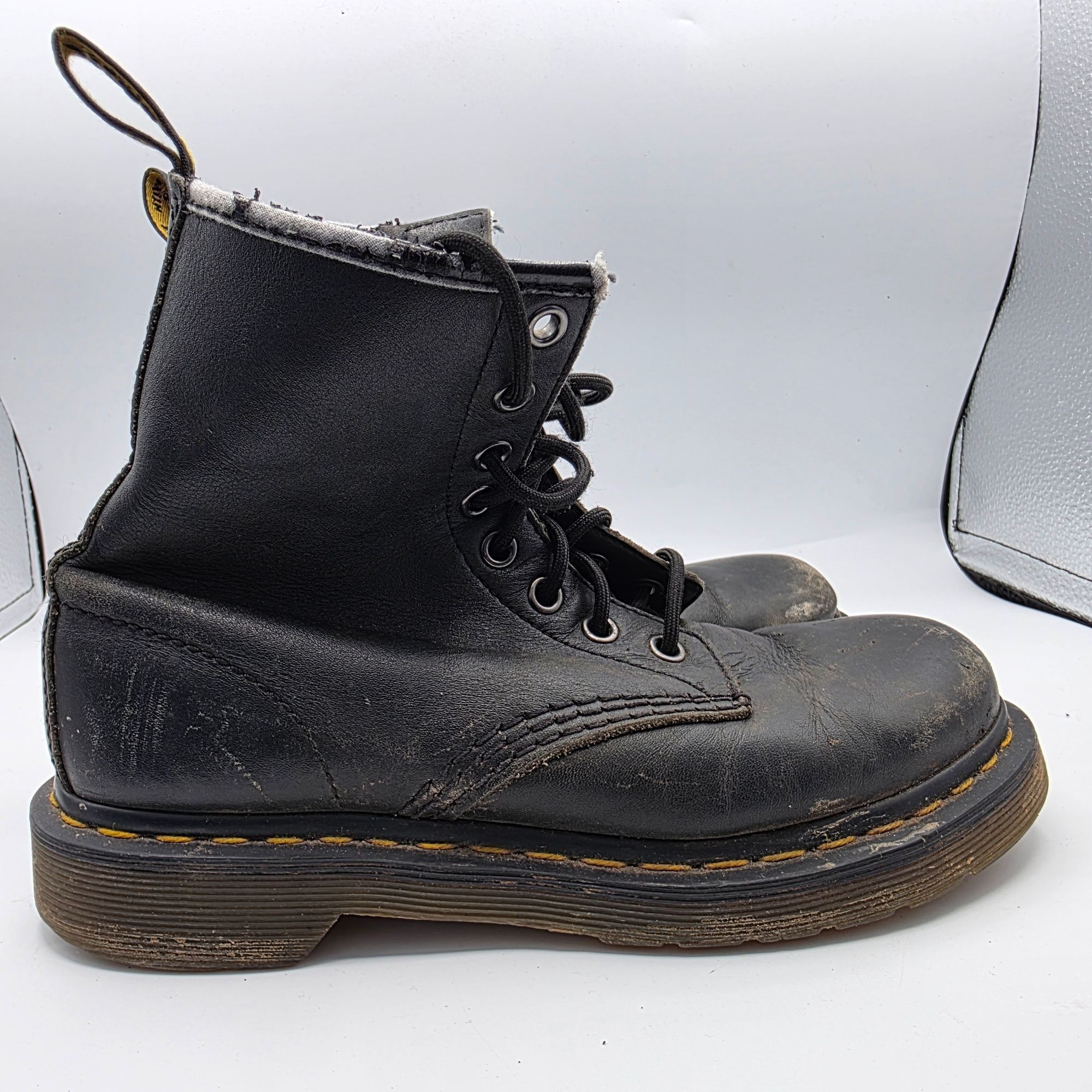 Dr. Martens Dr. Martens Womens Size 6 Black Leather Combat Boots Casual Size US 6 / IT 36 - 12 Thumbnail