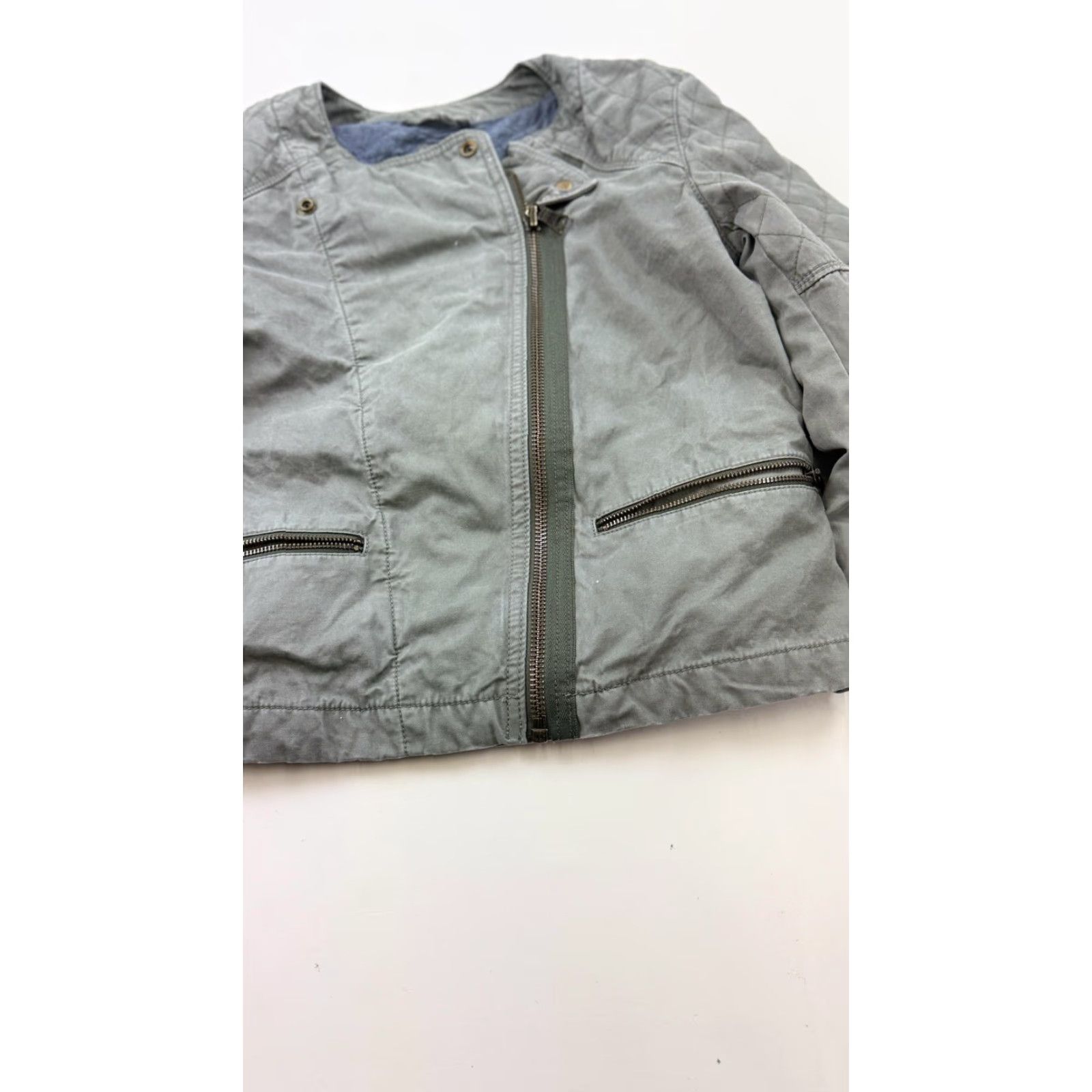 Gap Gap Moto Jacket Womens 12 Gray Cropped Asym Zip Quilted Zipper Pockets Short Jacket Womens Clothing Size XL / US 12-14 / IT 48-50 - 3 Thumbnail