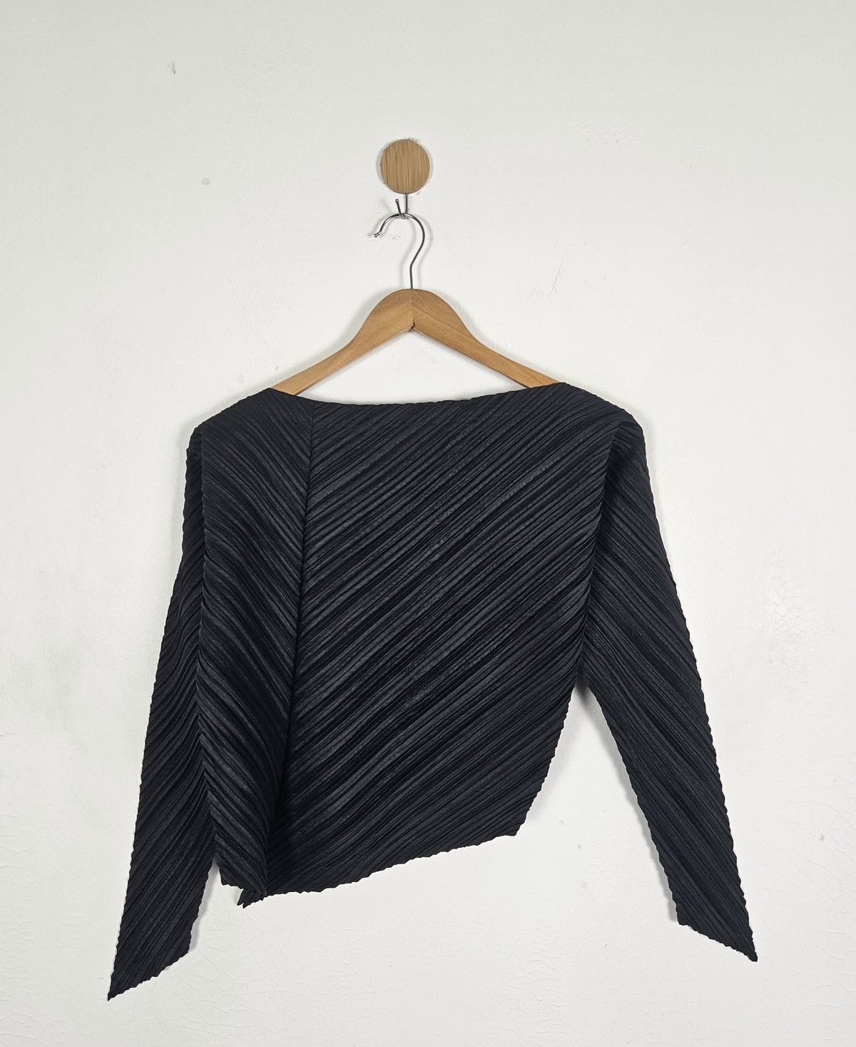 Pleats Please Issey Miyake Pleats Please Issey Miyake plissé shirt Size M / US 6-8 / IT 42-44 - 2 Thumbnail