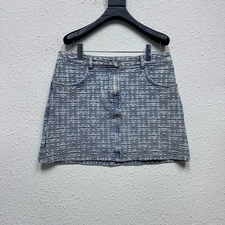Givenchy 4G aged denim mini skirt size 42 condition