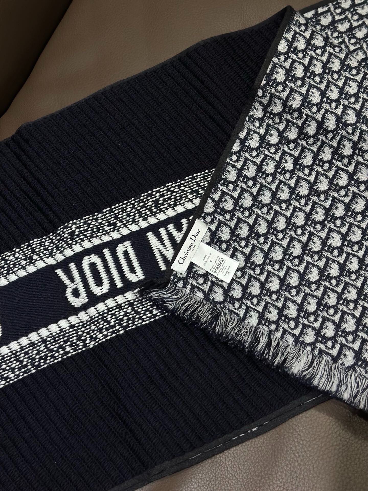 Dior Dior Blue Scarf 40 Men Size ONE SIZE - 1 Thumbnail