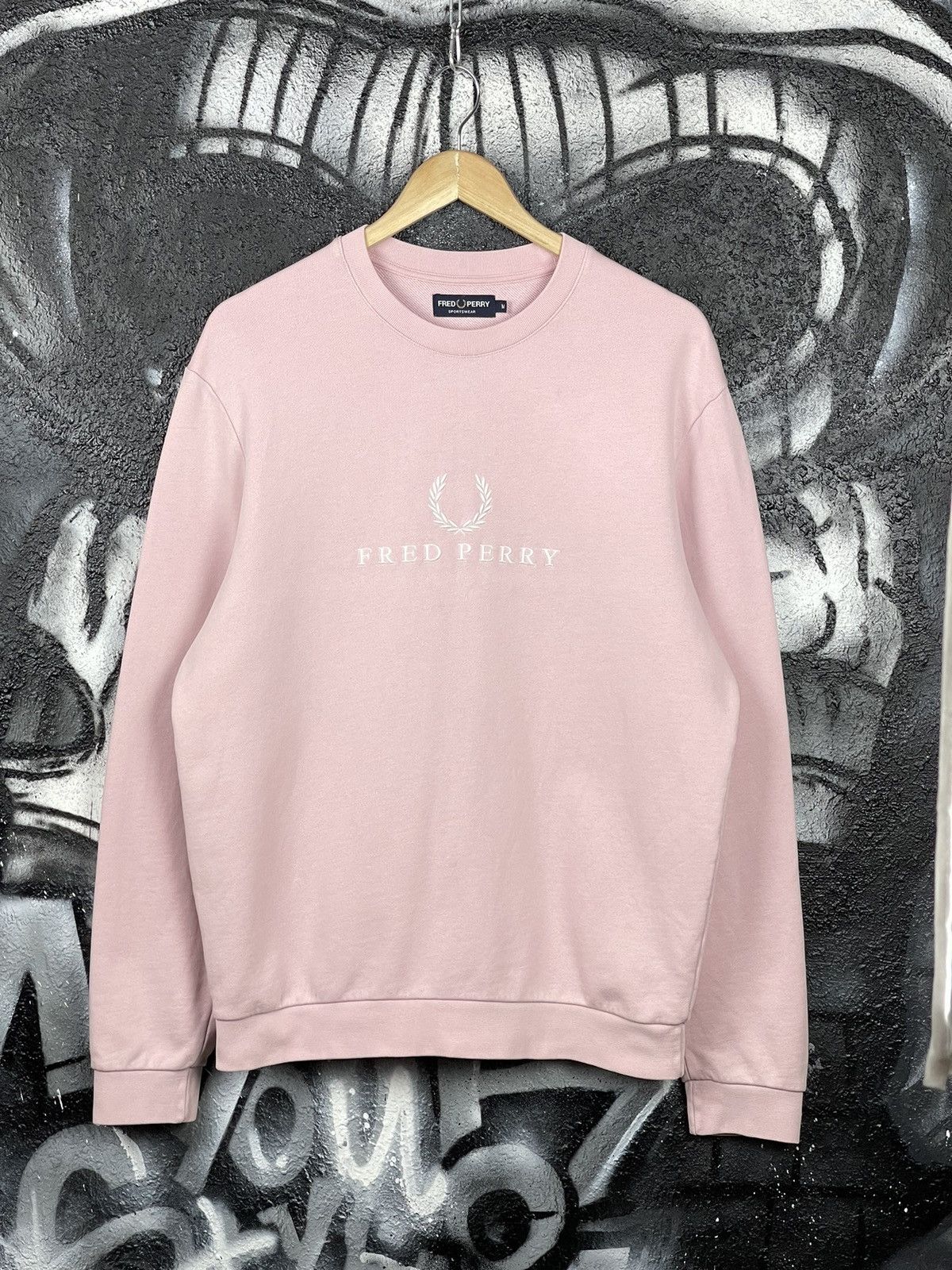 Fred perry pink sweatshirt deals