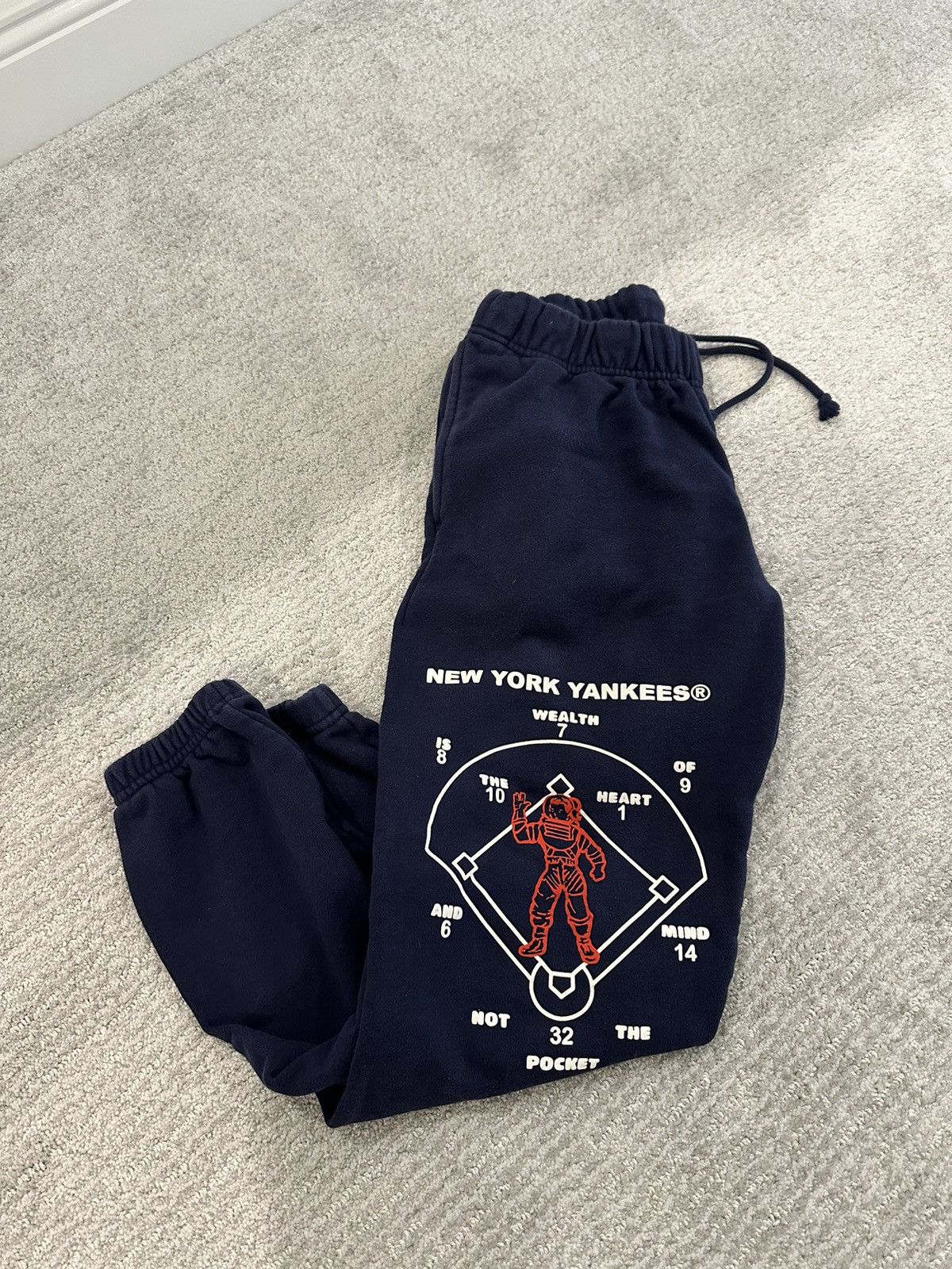 Billionaire Boys Club NEW YORK YANKEES X BBC DIAMOND Sweatpants Size US 30 / EU 46 - 1 Thumbnail