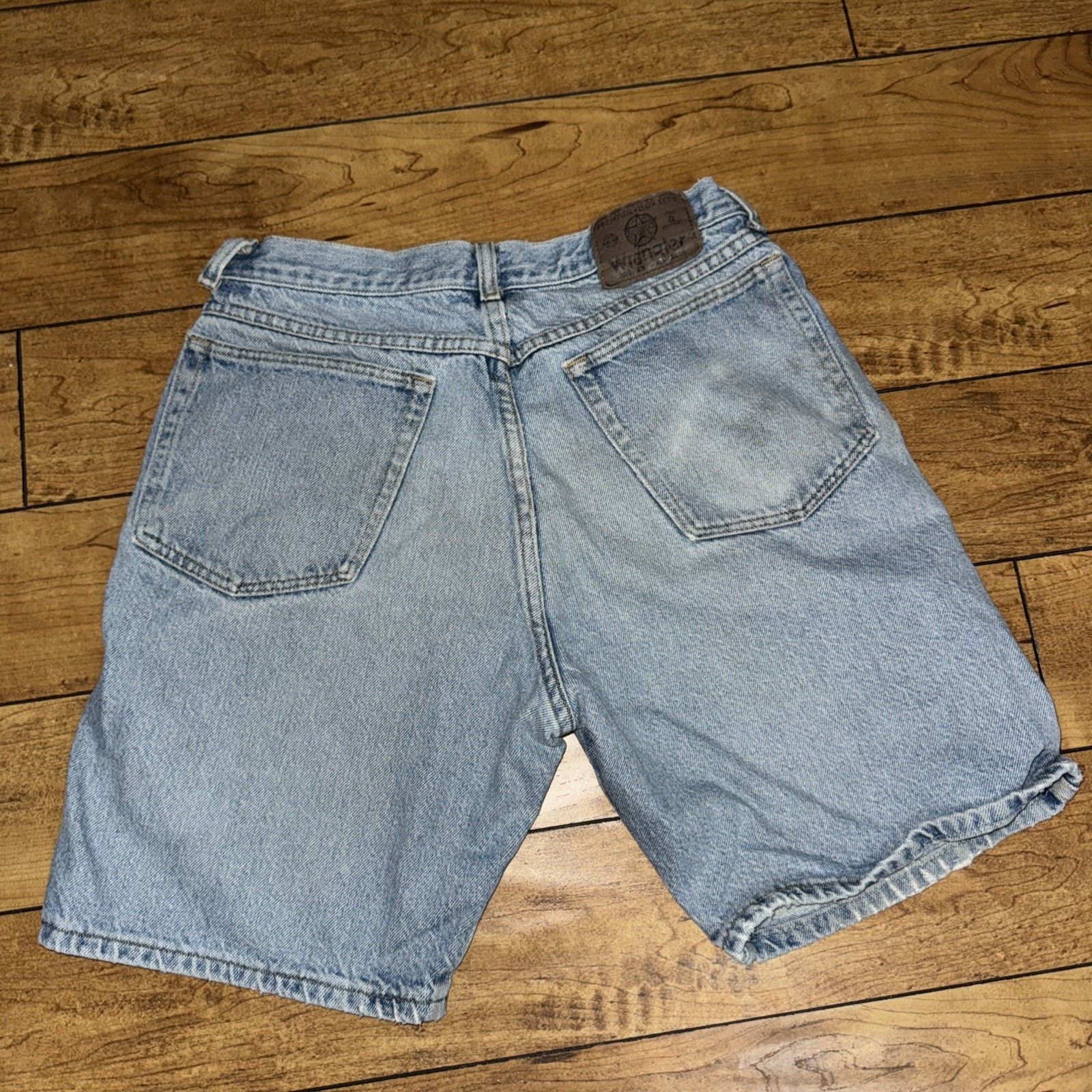 Vintage × Wrangler Vintage Wrangler Denim Shorts 30x10 Light Blue Jorts Size US 30 / EU 46 - 5 Thumbnail