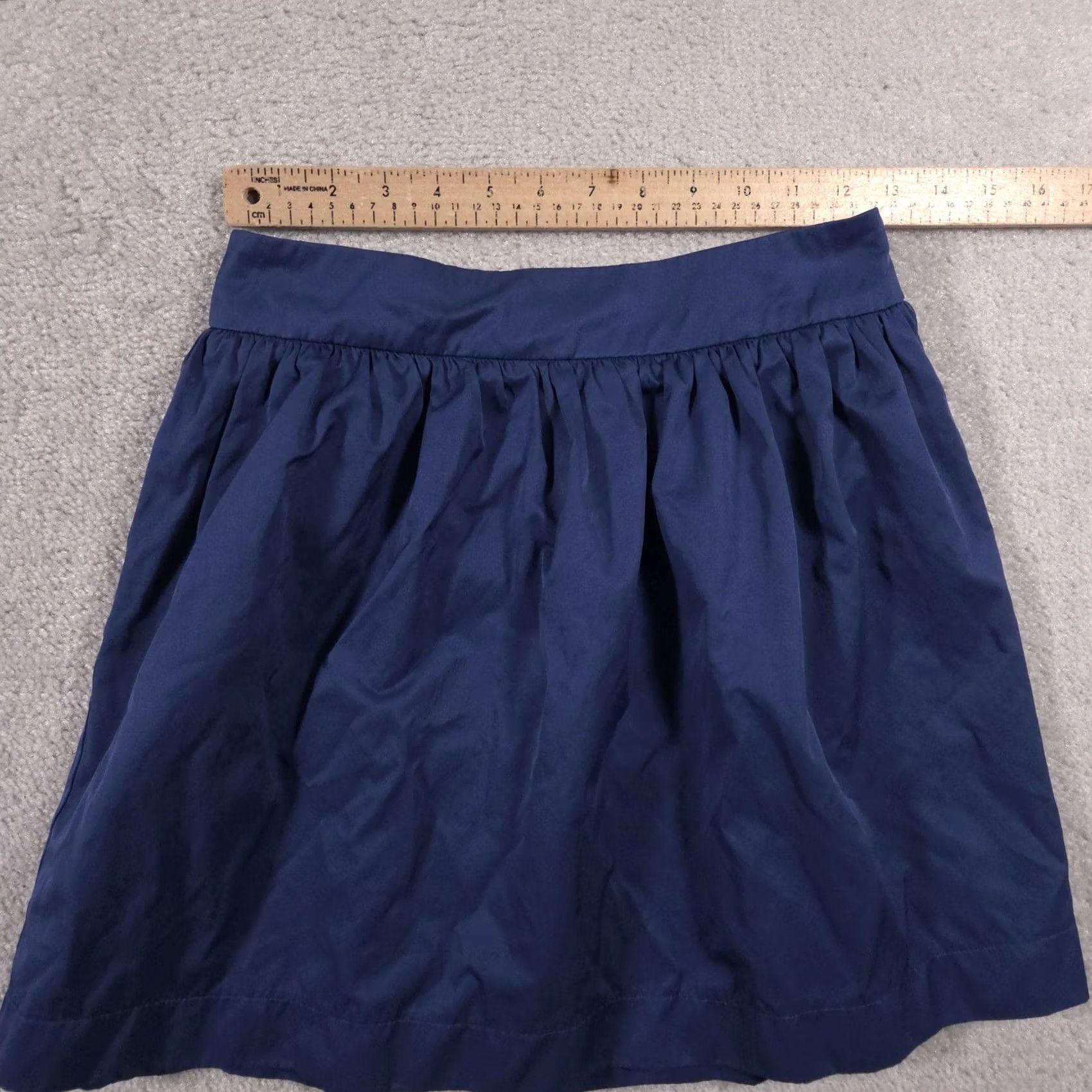 Zara VINTAGE Zara Woman Skirt Womens Small Navy Blue A-Line Pleated Back Zip Mini Casual Size 28" / US 6 / IT 42 - 4 Thumbnail