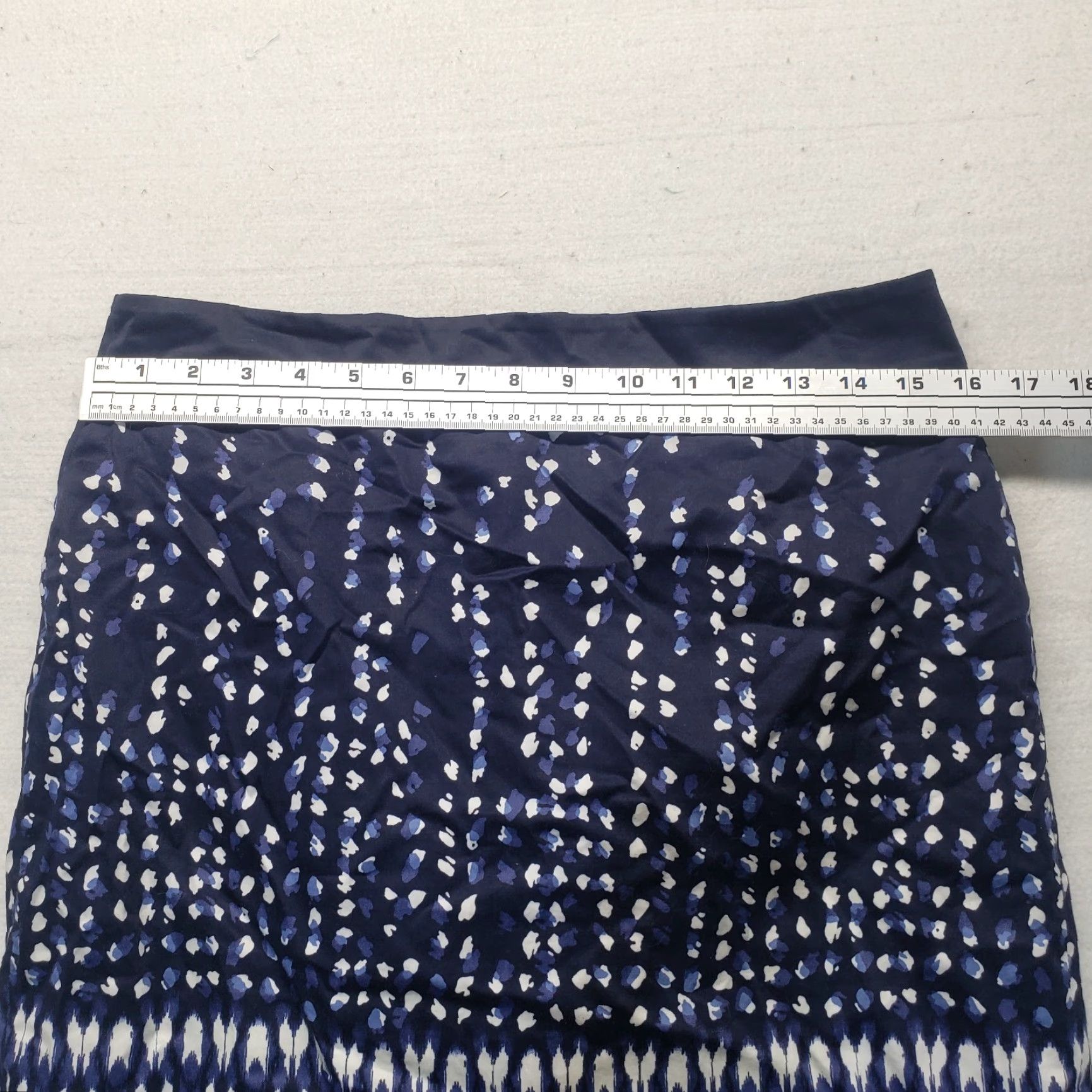 Ann Taylor Ann Taylor Skirt Adult 8 Multicolor Zipper Knee Length Pencil Womens Size 30" / US 8 / IT 44 - 3 Thumbnail