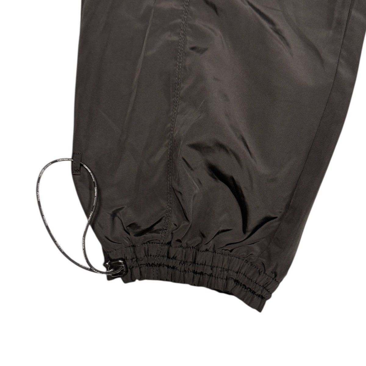 Calvin Klein CALVIN KLEIN Black Performance Tech Cargo Joggers - cord leg Size US 40 / EU 56 - 3 Thumbnail