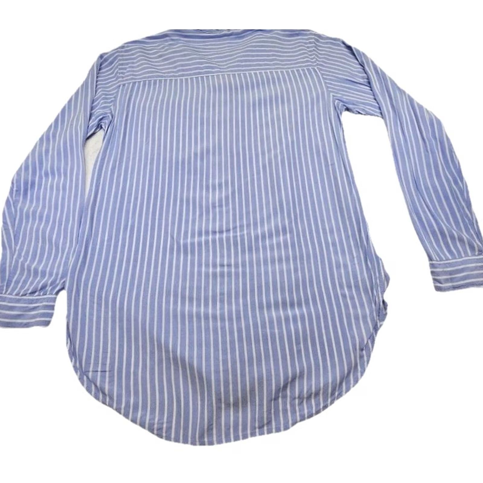 Abercrombie & Fitch Abercrombie & Fitch Button-Down Shirt Mens M Long Sleeve Blue White Stripe Cotton Woven Button-Up Regular Fit Size US M / EU 48-50 / 2 - 6 Thumbnail