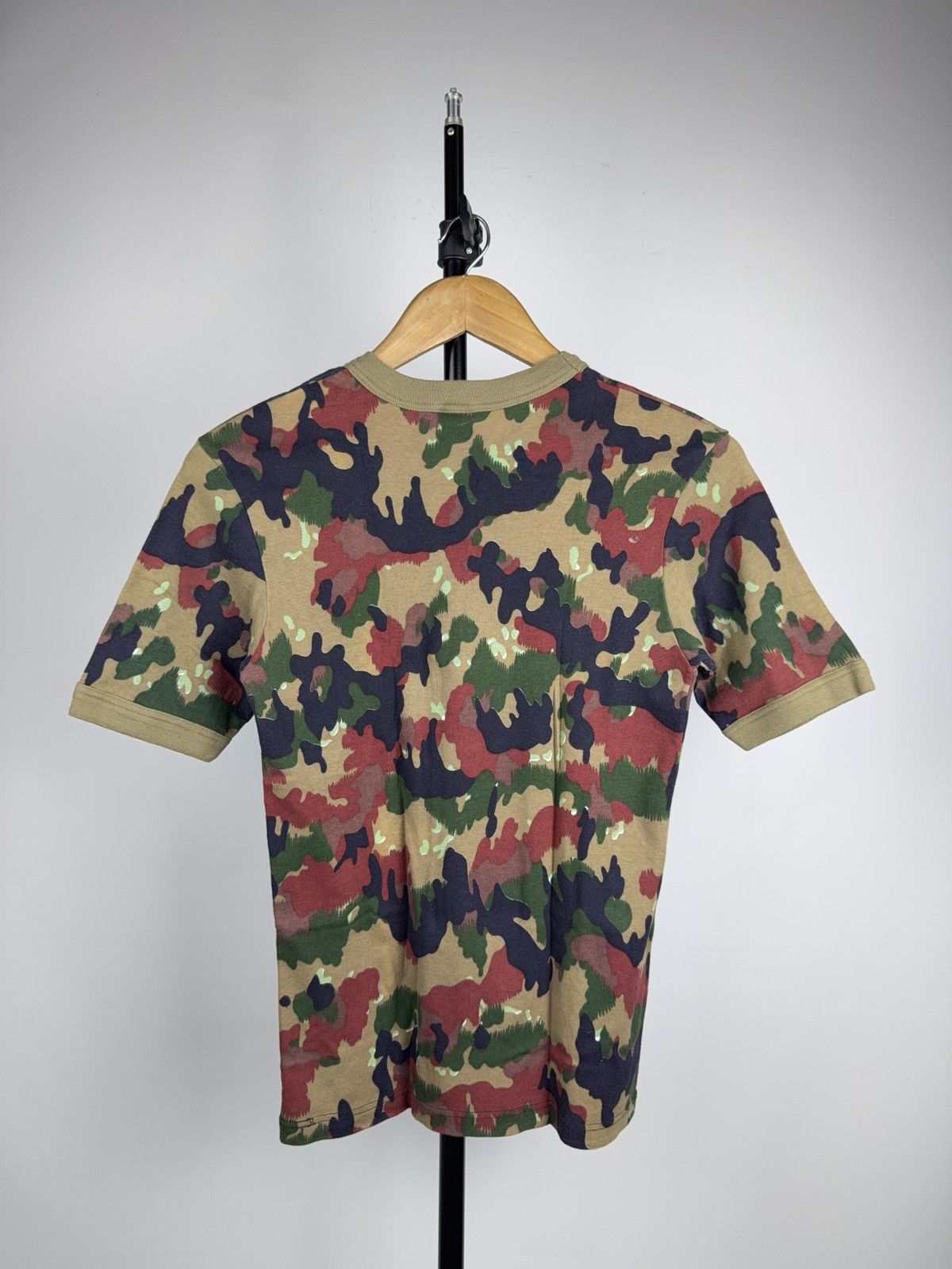Vintage 00s Vintage Retro Camo T-Shirt Y2K Military Streetwear Tee Size US M / EU 48-50 / 2 - 8 Thumbnail