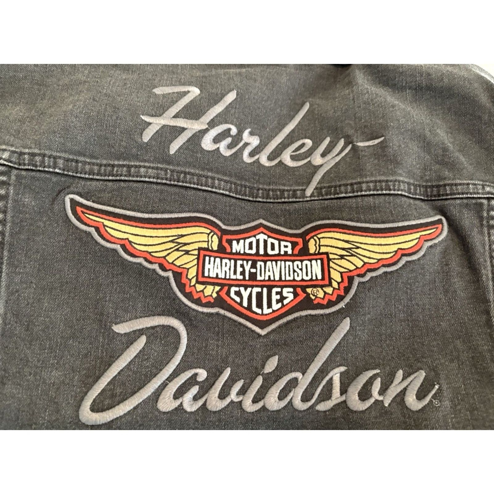 Harley Davidson VINTAGE Harley-Davidson Embroidered Black Denim Jacket Womens 3W NWT Biker Motorcycle Jeans-style Coat Size XS / US 0-2 / IT 36-38 - 2 Thumbnail