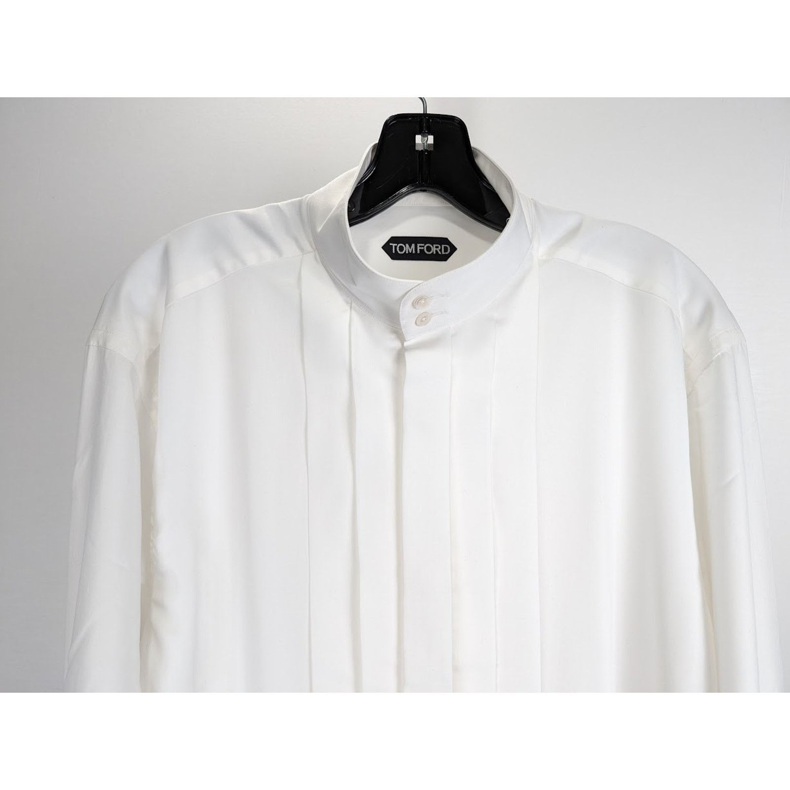 Tom Ford o1rshd1 Button Shirt in White Size US M / EU 48-50 / 2 - 5 Thumbnail