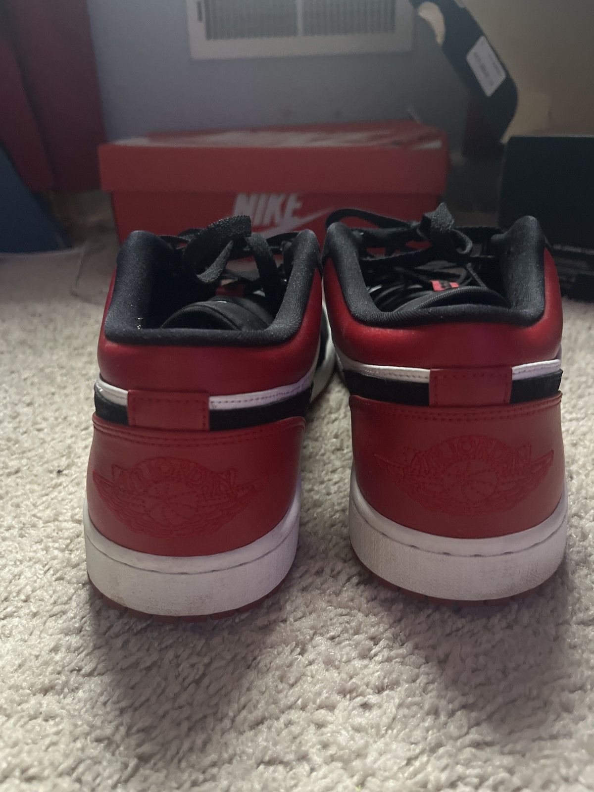 Jordan Brand Jordan 1 Low Black Toe (2019) Size US 11 / EU 44 - 5 Thumbnail