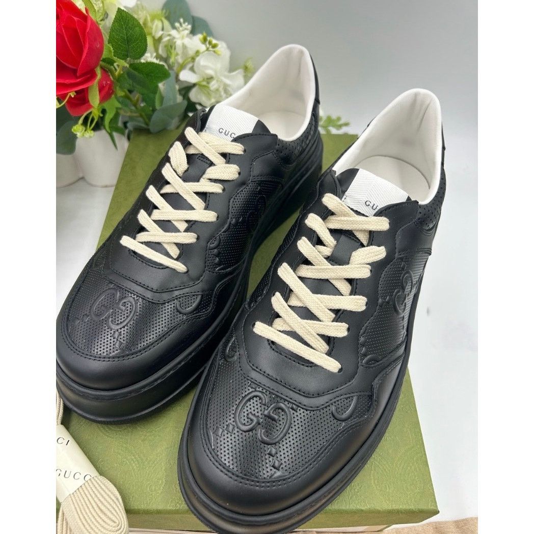 Gucci Men's Gucci, GG embossed leather sneakers size 10.5 Size US 11 / EU 44 - 4 Thumbnail