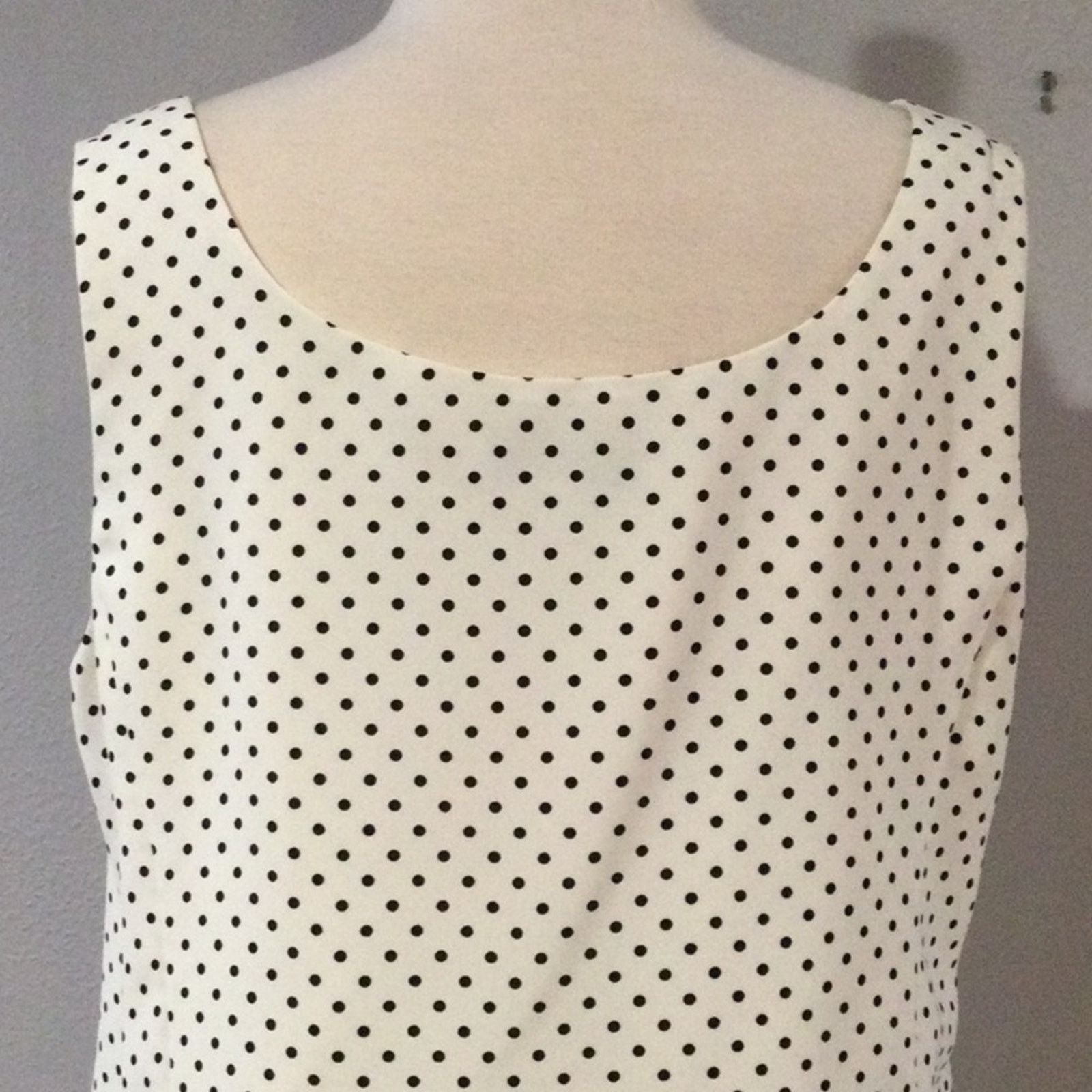 Other Jones Studio Separates White w/Black Polka-dots Top 16W NWT Size XXL / US 16-18 / IT 52-54 - 8 Thumbnail