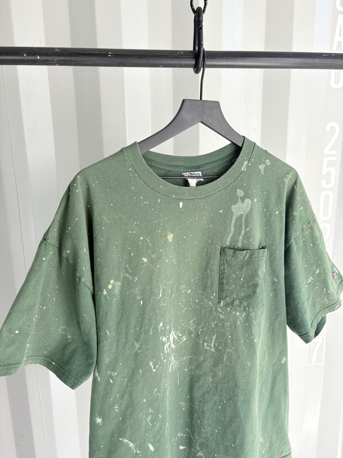 Vintage Vintage Blank Shirt Faded Thrashed Distressed Paint Grunge Size US XXL / EU 58 / 5 - 2 Thumbnail