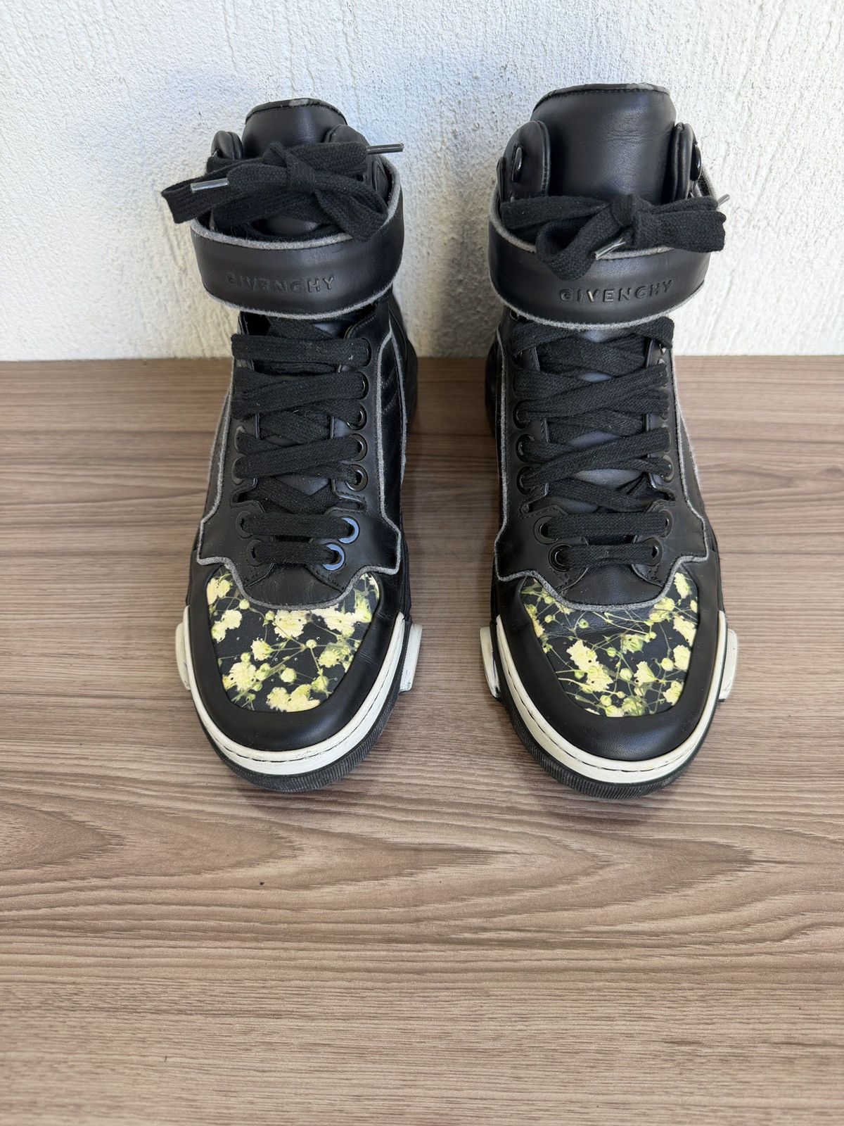 Givenchy Tyson high sneaker by Riccardo Size US 8 / EU 41 - 4 Thumbnail