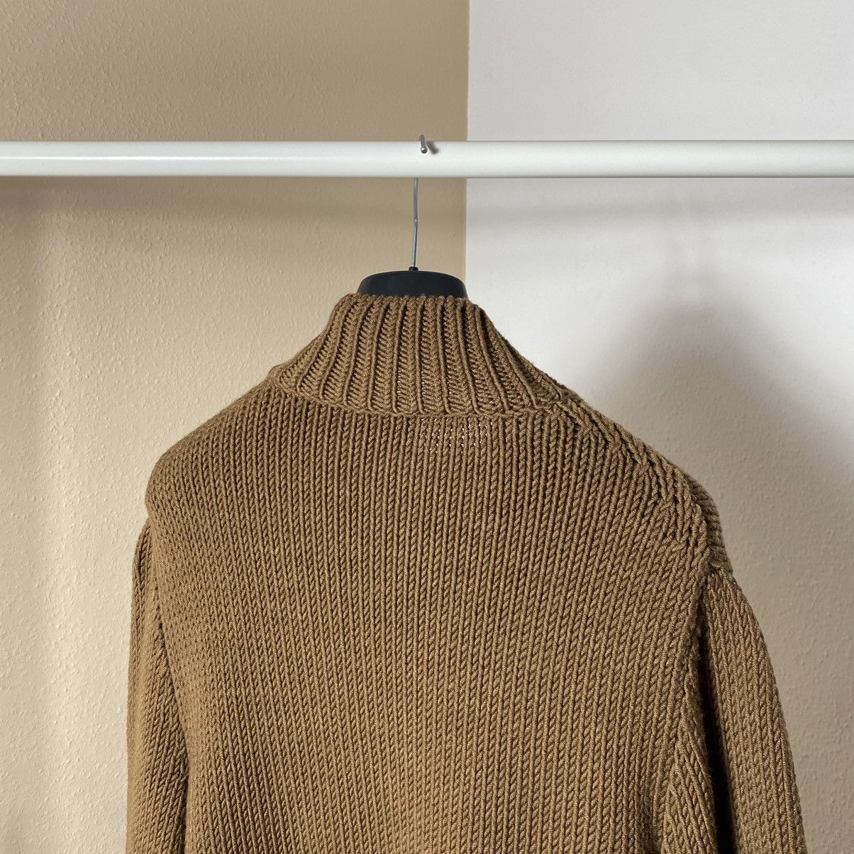 Louis Vuitton Wool Knit Button Sweater Louis Vuitton Brown Size US L / EU 52-54 / 3 - 17 Thumbnail