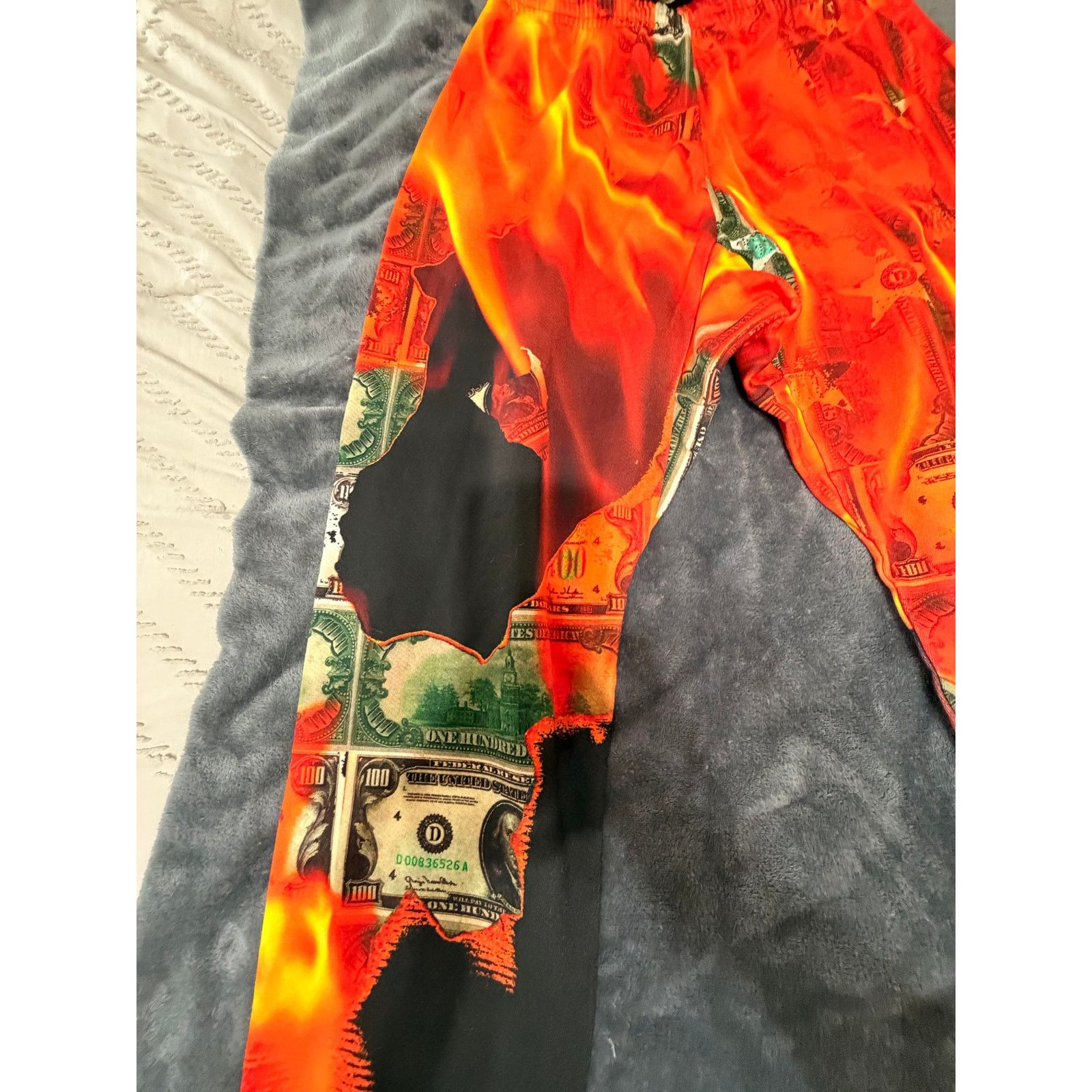 DENIM TEARS DENIM TEARS BURN IT ALL SWEATPANTS SIZE L NEW Size US 36 / EU 52 - 5 Thumbnail