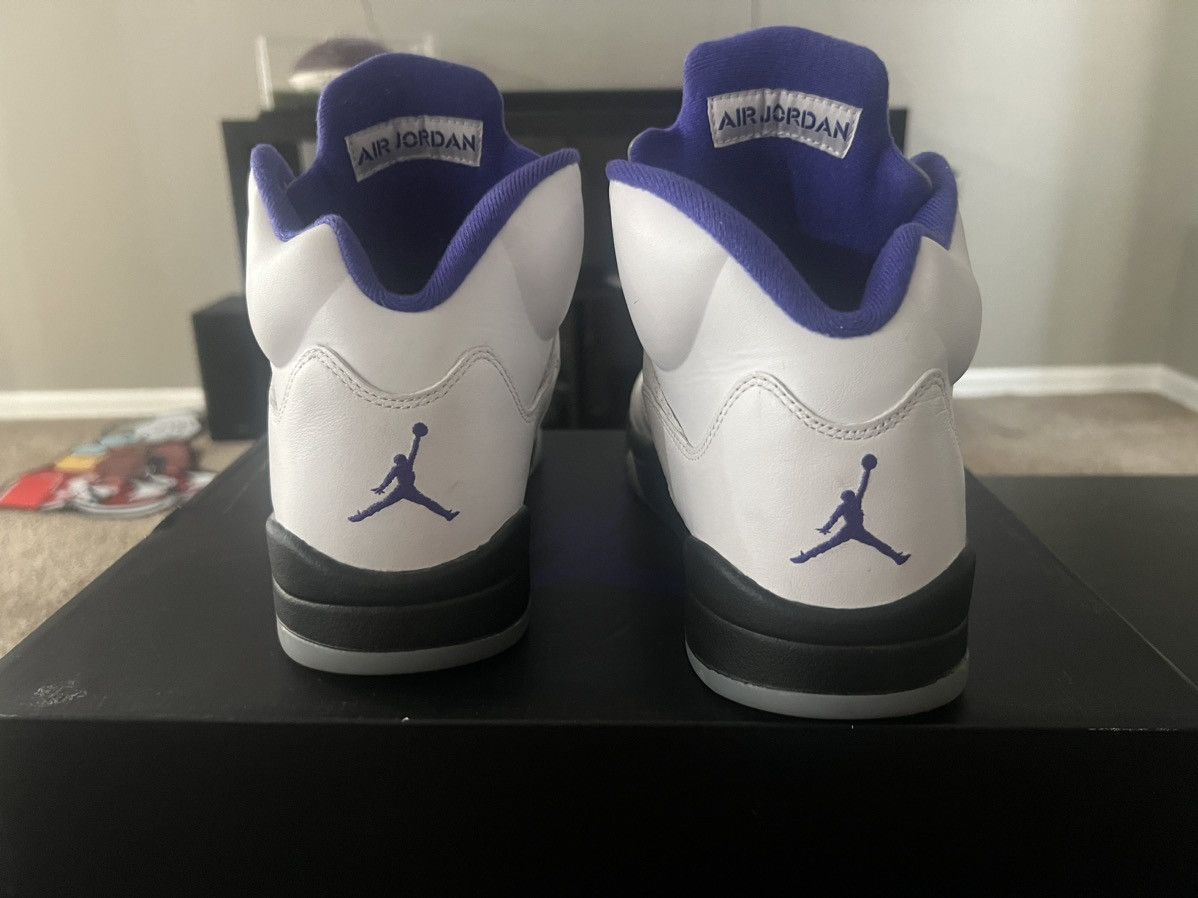 Jordan Brand × Nike Air Jordan 5 Retro Size US 10.5 / EU 43-44 - 2 Thumbnail