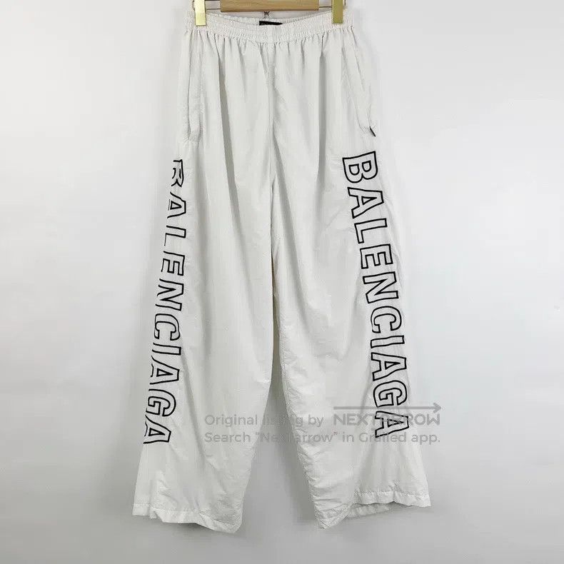 Balenciaga Balenciaga size M White big logo embroidered nylon track p Size US 27 - 1 Thumbnail