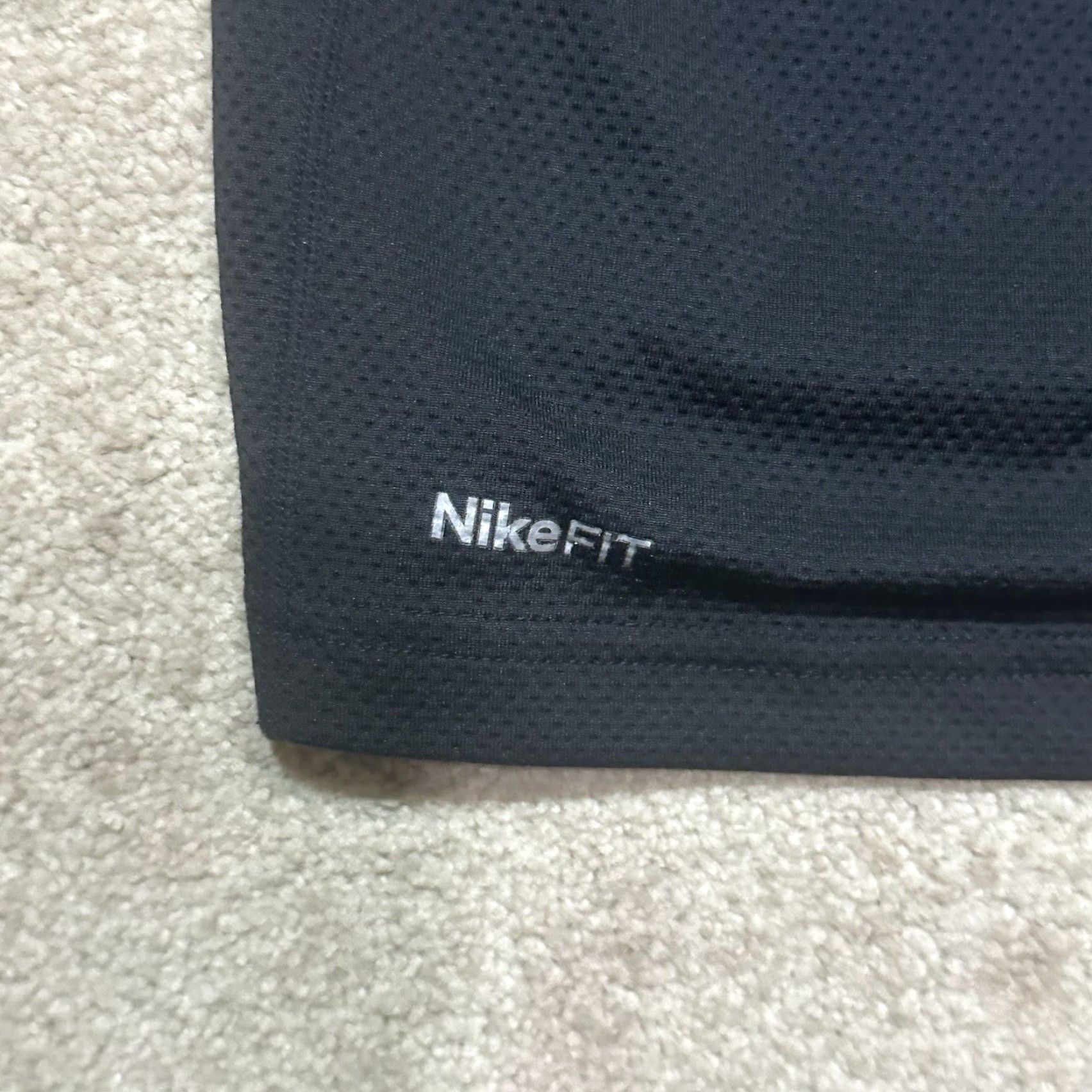 Nike VINTAGE Nike T Shirt Mens Small Black NWOT Logo Livestrong Y2K Deadstock Nike Air Dri-Fit Regular Short Sleeve Crew Neck Shirt Men Size US S / EU 44-46 / 1 - 4 Thumbnail