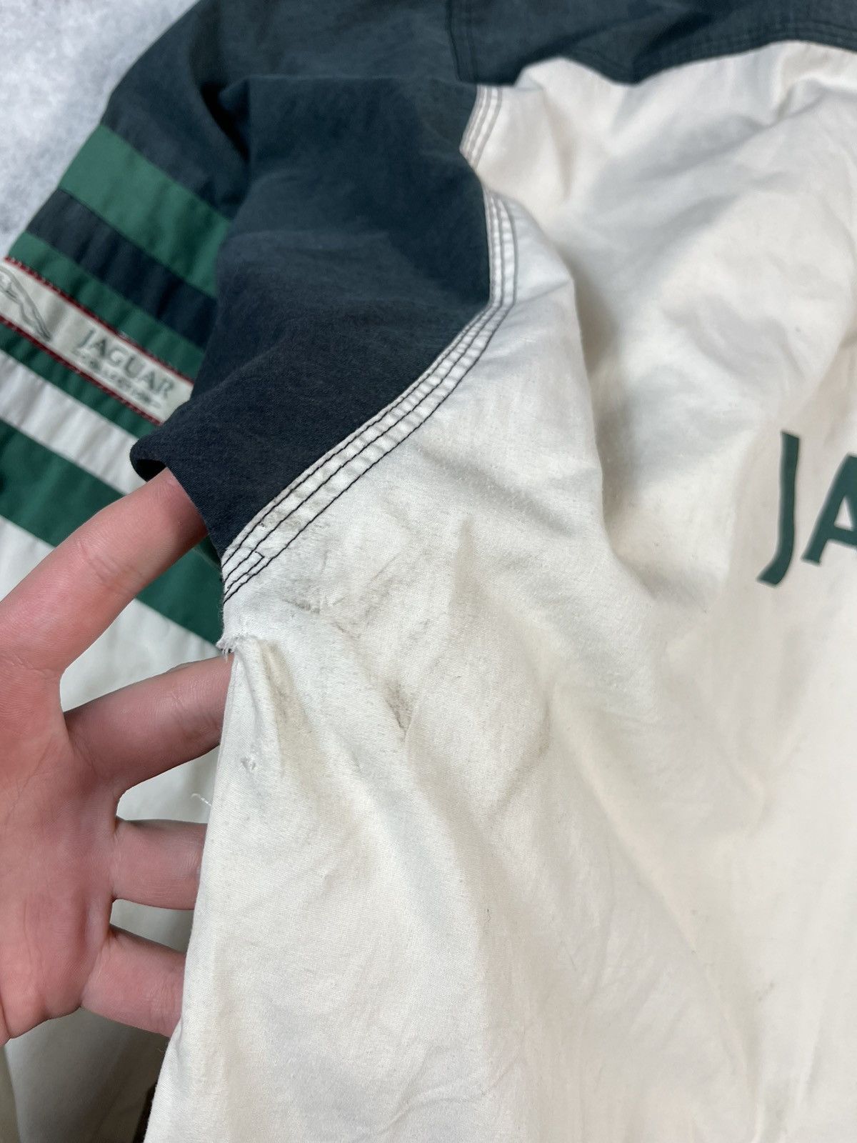 Vintage Vintage Jaguar Track Jacket Green White Zip XL Size US XL / EU 56 / 4 - 16 Thumbnail
