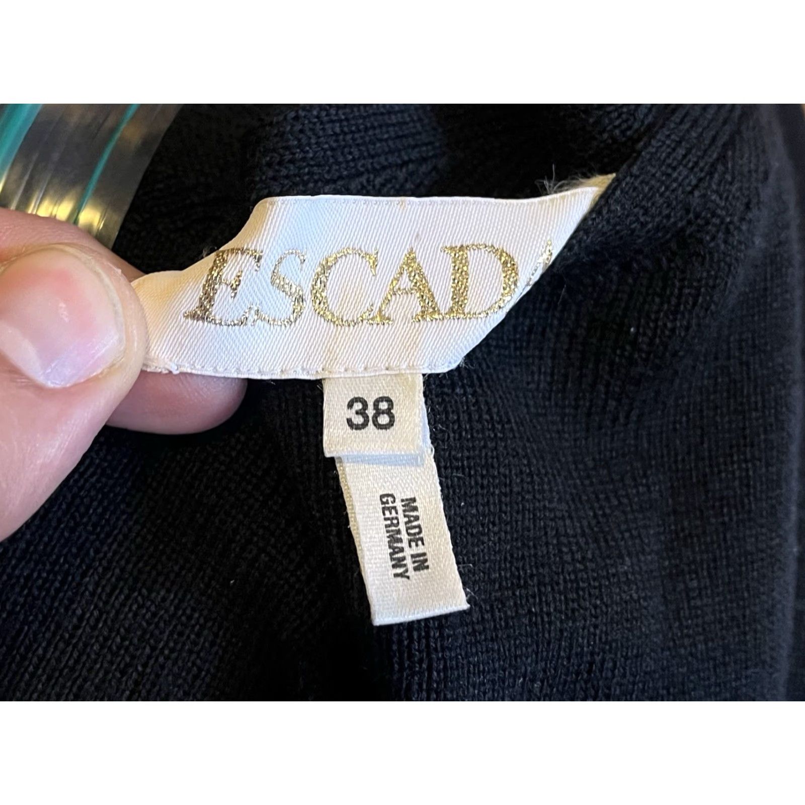 Escada VINTAGE ESCADA Knit Asymmetrical Long Gown Women’s 38 Black Maxi Dress/Evening Formal Front-Shoulder- Hem Pullover Wool Knit Solid Asymmetric 0 Size XS / US 0-2 / IT 36-38 - 4 Thumbnail
