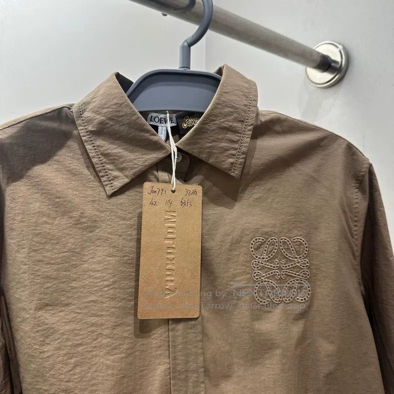 Loewe Loewe Logo Embroidered Split Back Shirt Size XS / US 0-2 / IT 36-38 - 6 Thumbnail
