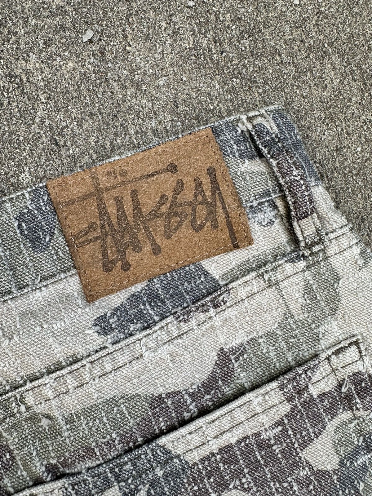 Stussy Stussy big ol’ camo canvas neeplepunch pant Size US 30 / EU 46 - 10 Thumbnail