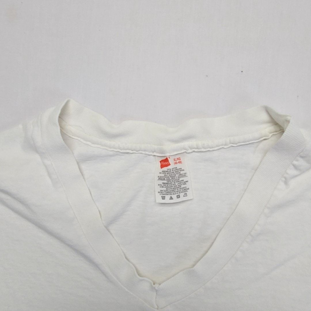 Hanes Vintage Hanes White V-Neck T-Shirt 100% Cotton XL Blank Tee Size US XL / EU 56 / 4 - 7 Thumbnail