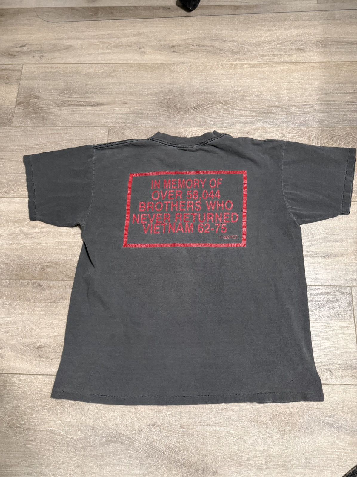 Vintage Vintage 90s Vietnam War T-Shirt Size US XL / EU 56 / 4 - 2 Thumbnail